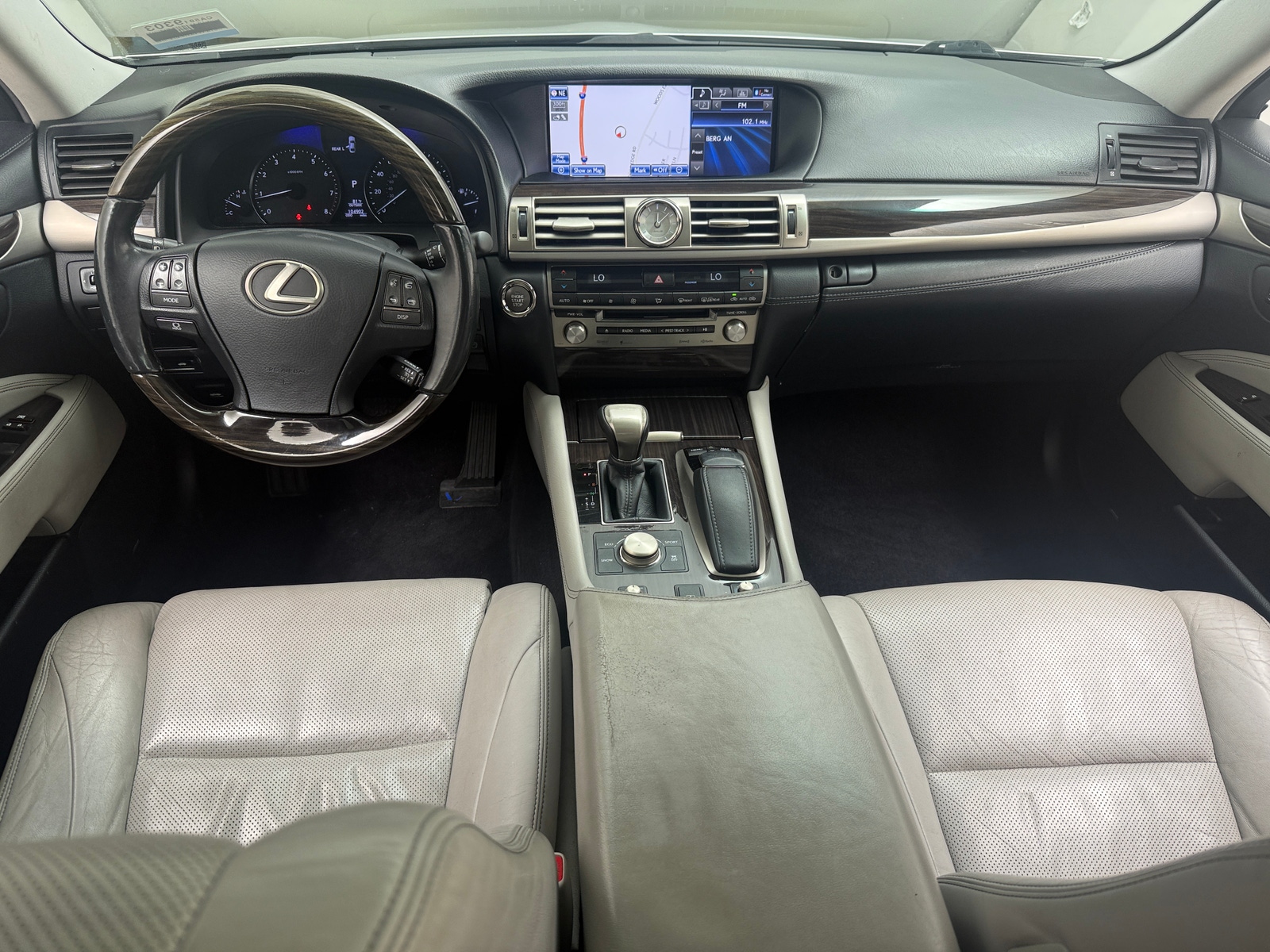 Thumbnail: 2014 Lexus LS - 2