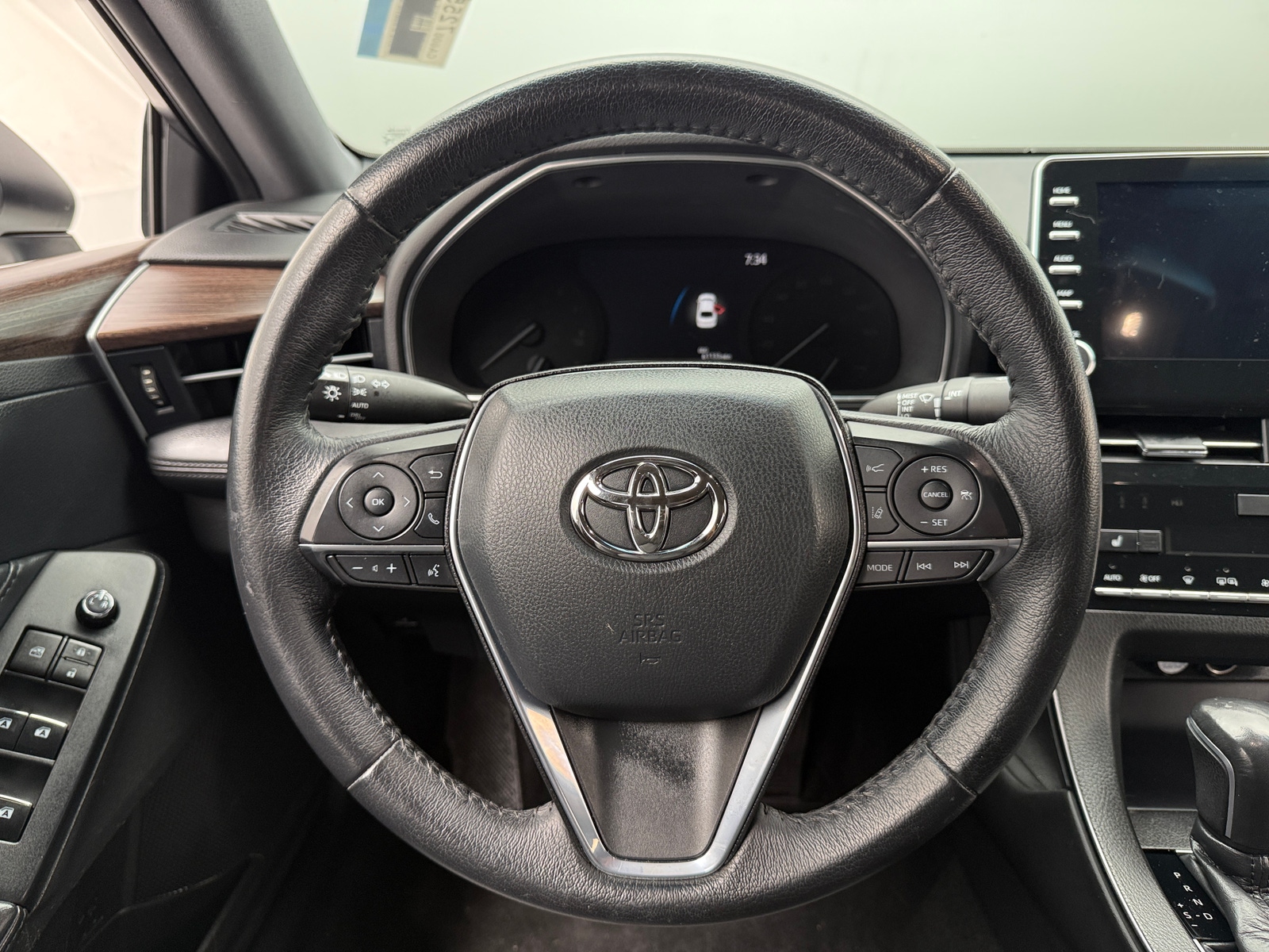 Thumbnail: 2021 Toyota Avalon - 4