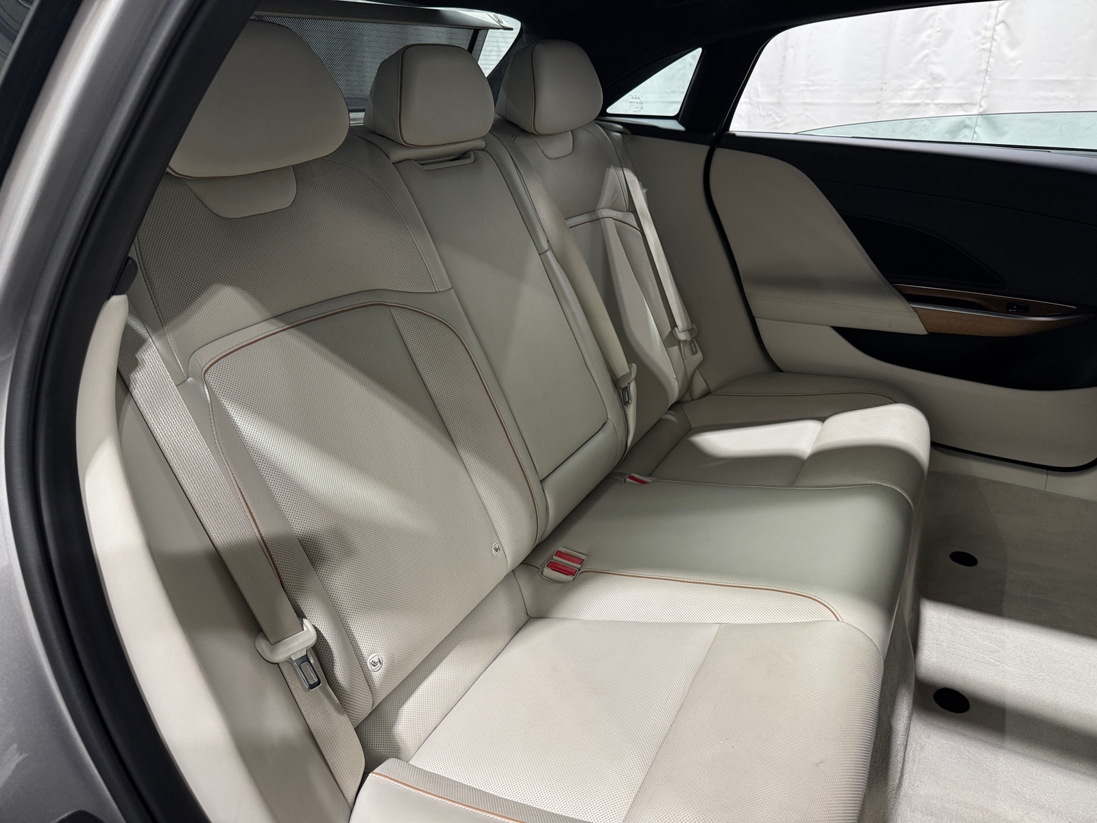 Thumbnail: 2023 Lucid Air - 5