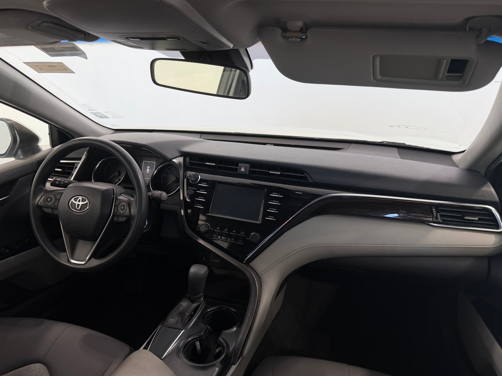 Thumbnail: 2018 Toyota Camry - 3
