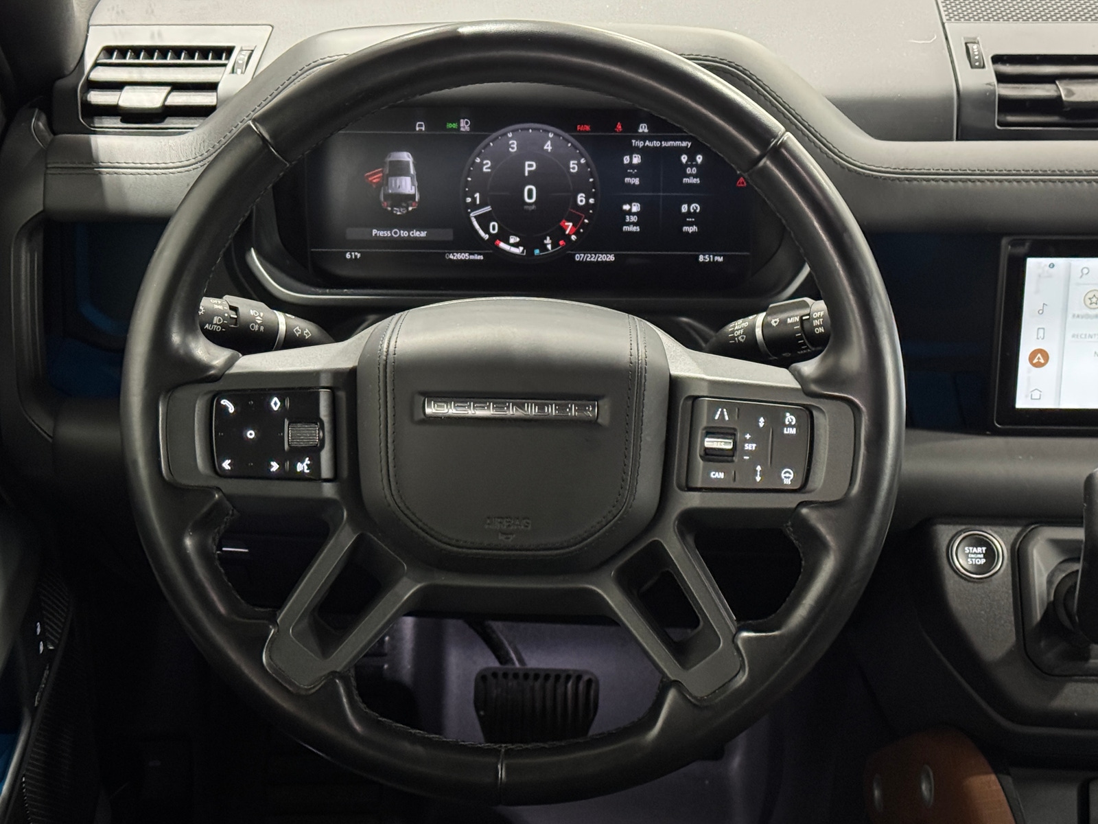 Thumbnail: 2023 Land Rover Defender - 5