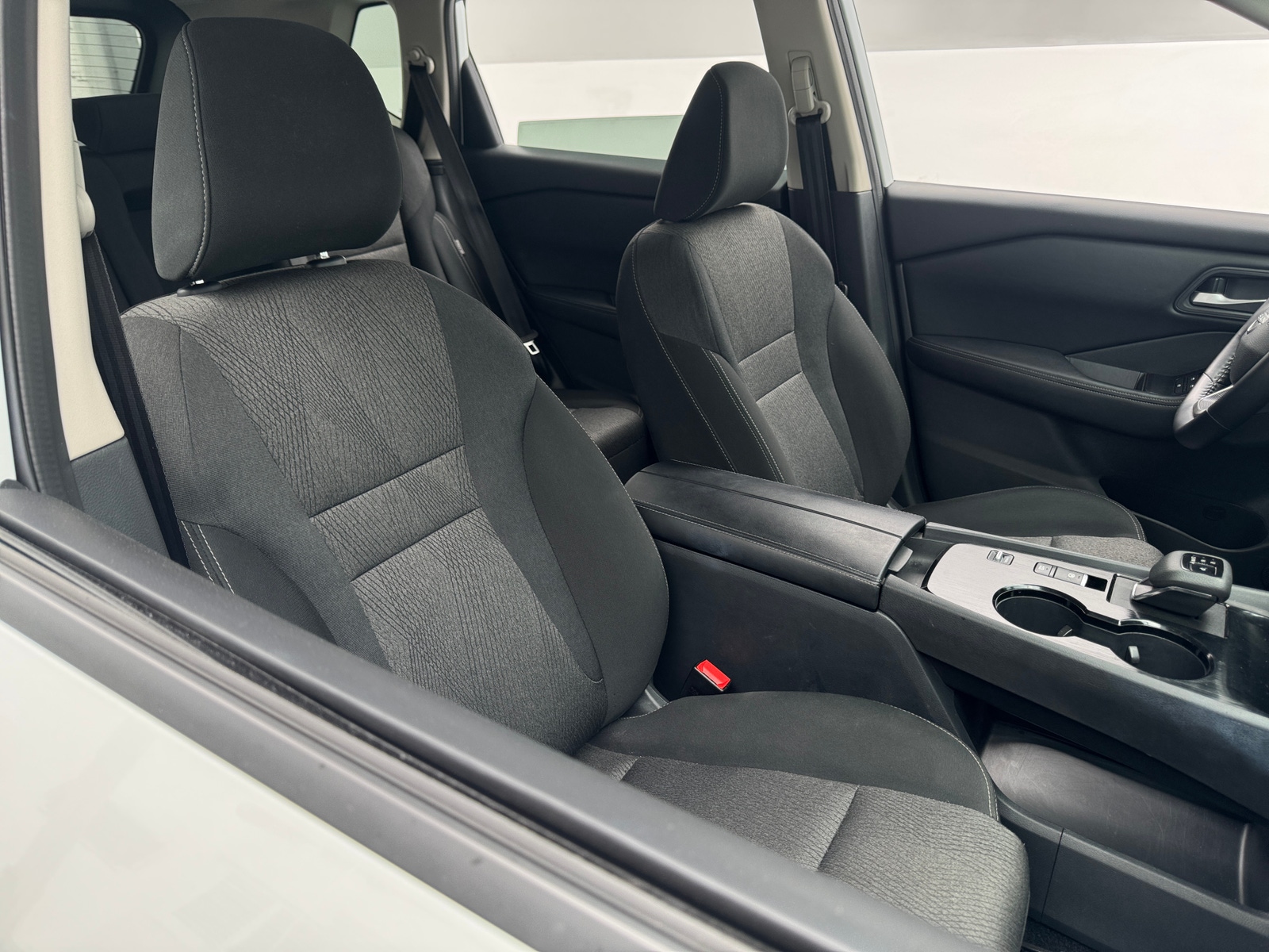 Thumbnail: 2025 Nissan Rogue - 2