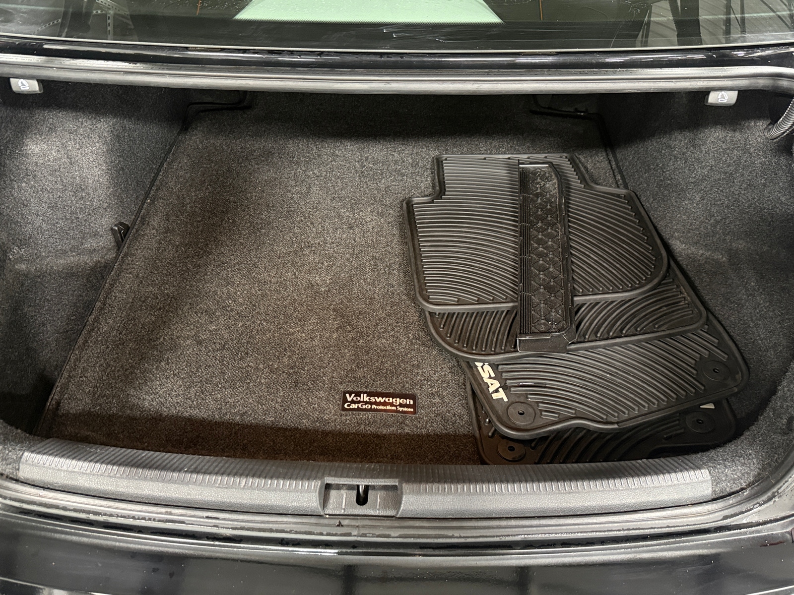 Thumbnail: 2016 Volkswagen Passat - 7