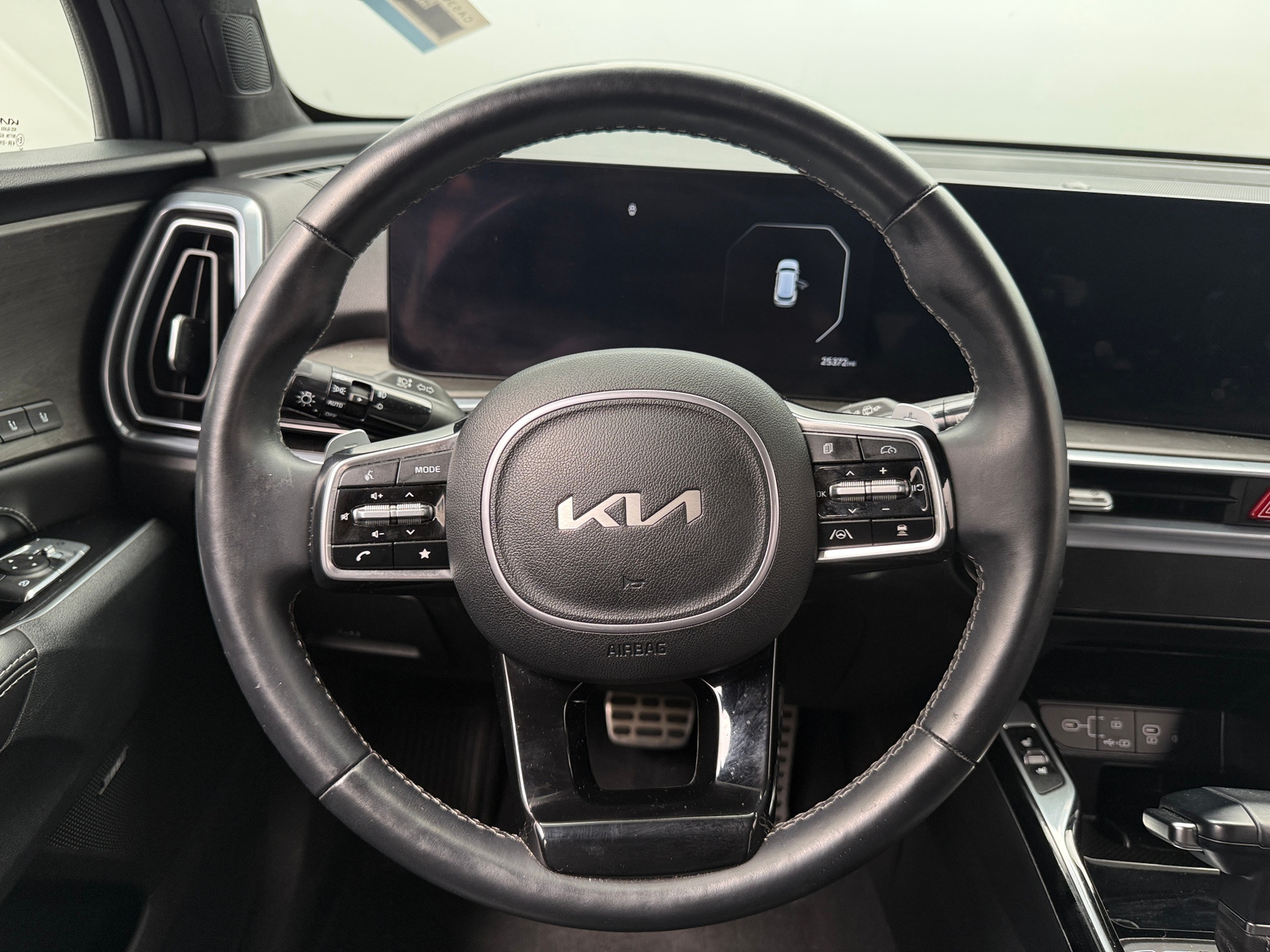 Thumbnail: 2024 Kia Sorento - 4