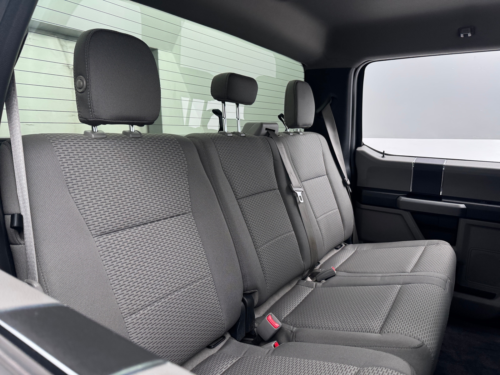 Thumbnail: 2015 Ford Econoline - 6