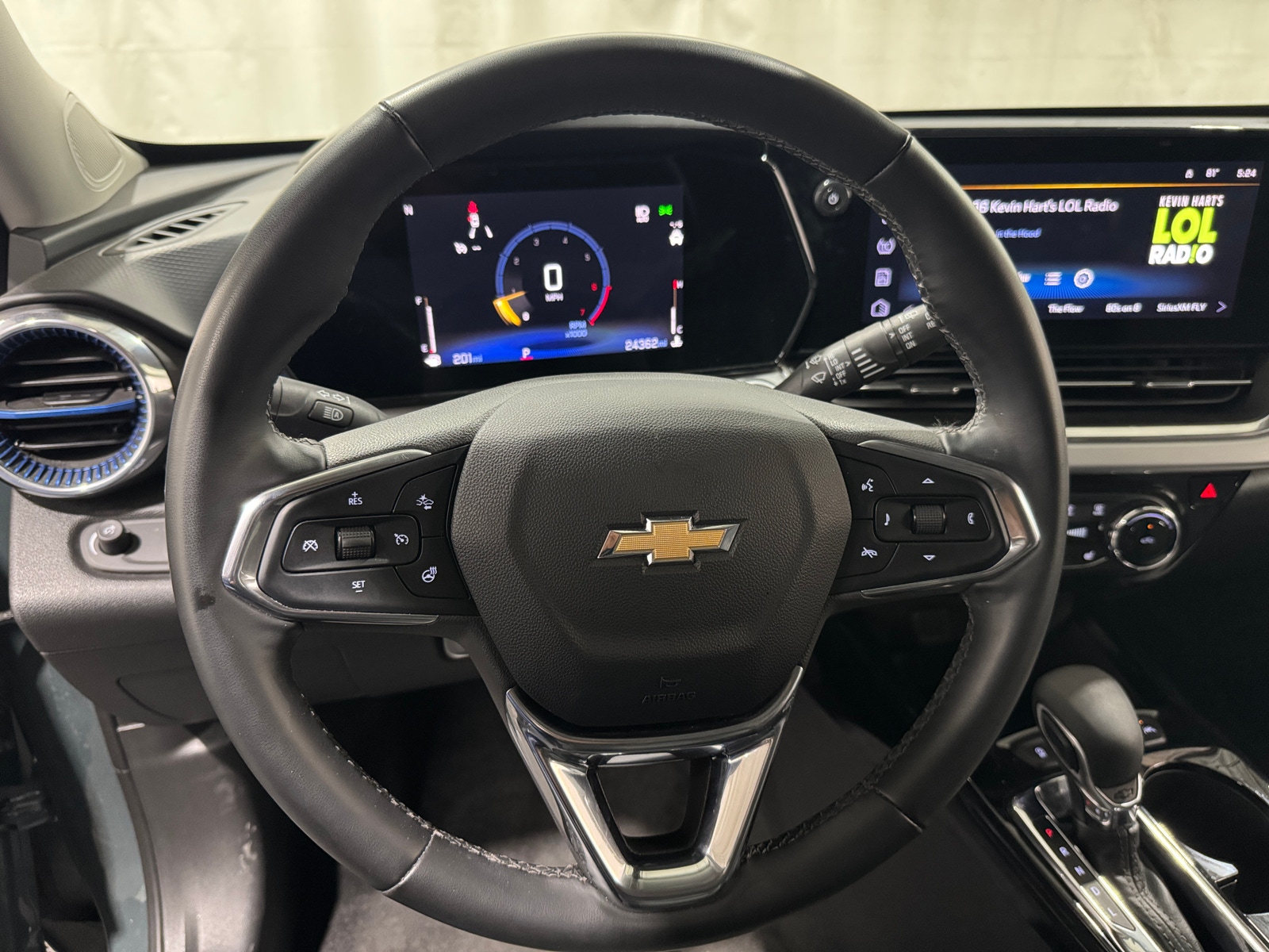 Thumbnail: 2025 Chevrolet Trax - 4