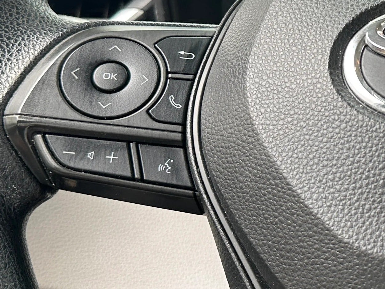 2022 Toyota Corolla LE - Photo 16