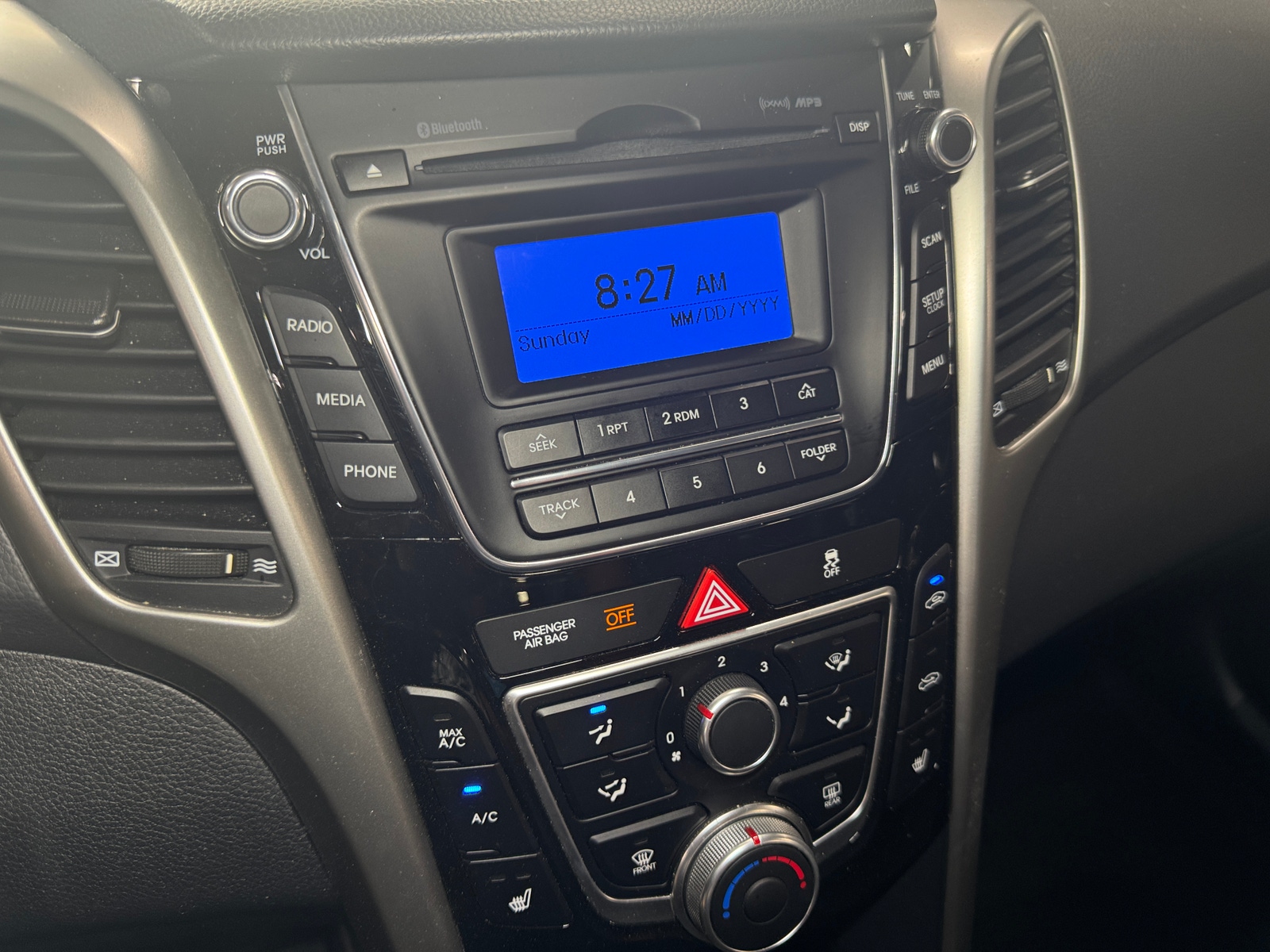 Thumbnail: 2016 Hyundai Elantra - 4