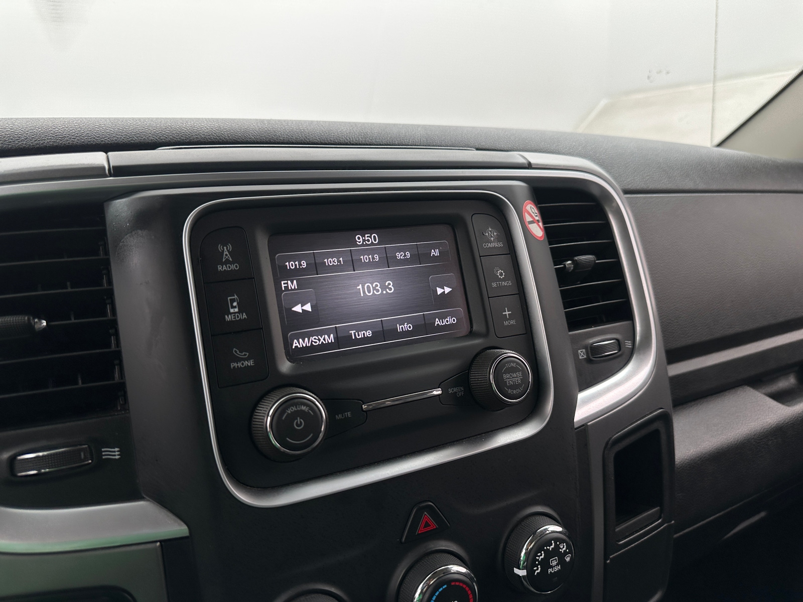 Thumbnail: 2024 RAM 1500 Classic - 4