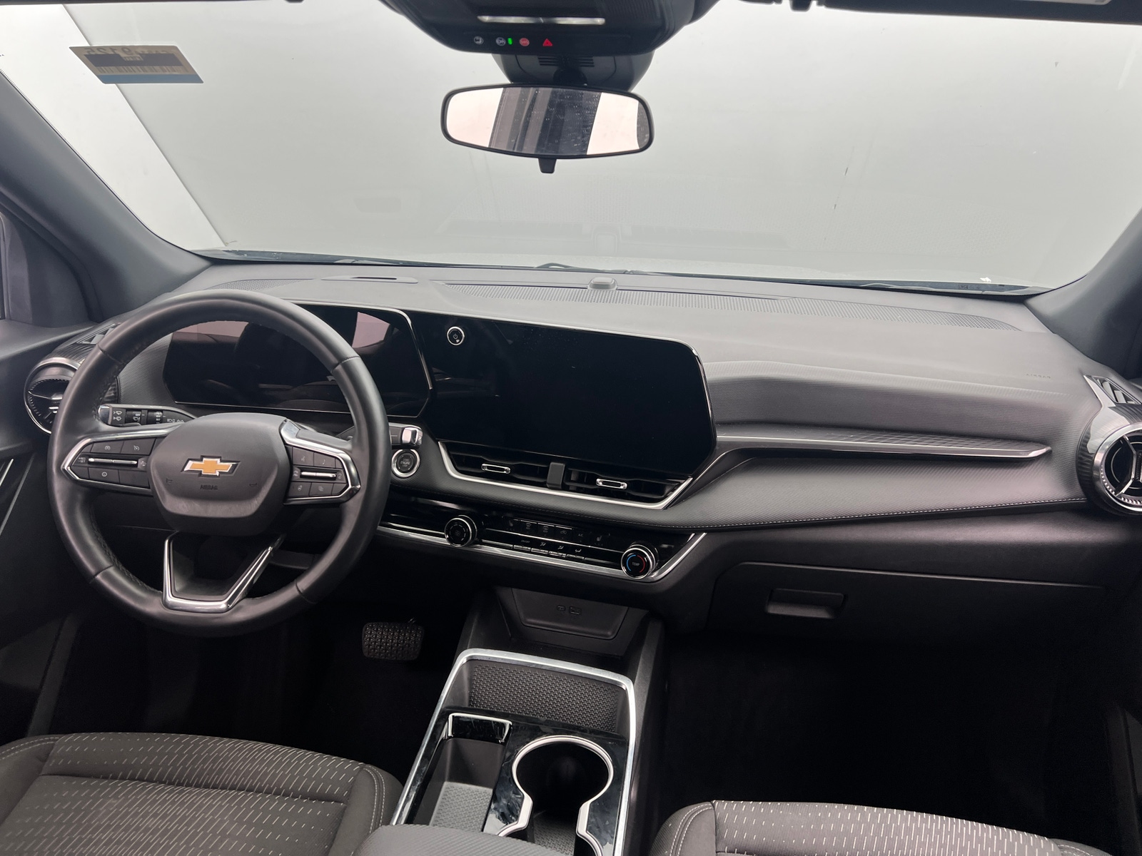Thumbnail: 2025 Chevrolet Equinox - 3