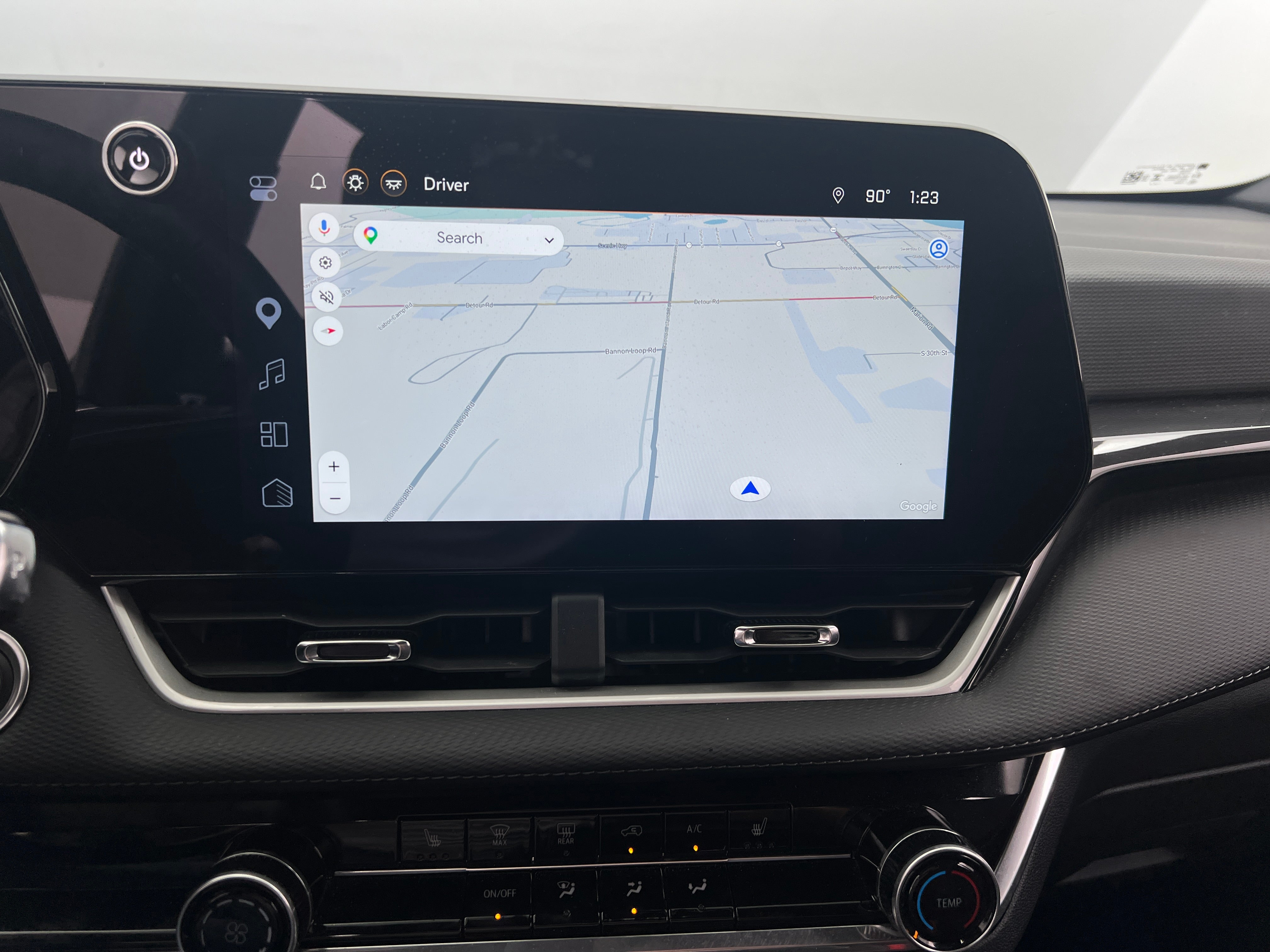 2025 Chevrolet Equinox LT - Photo 13