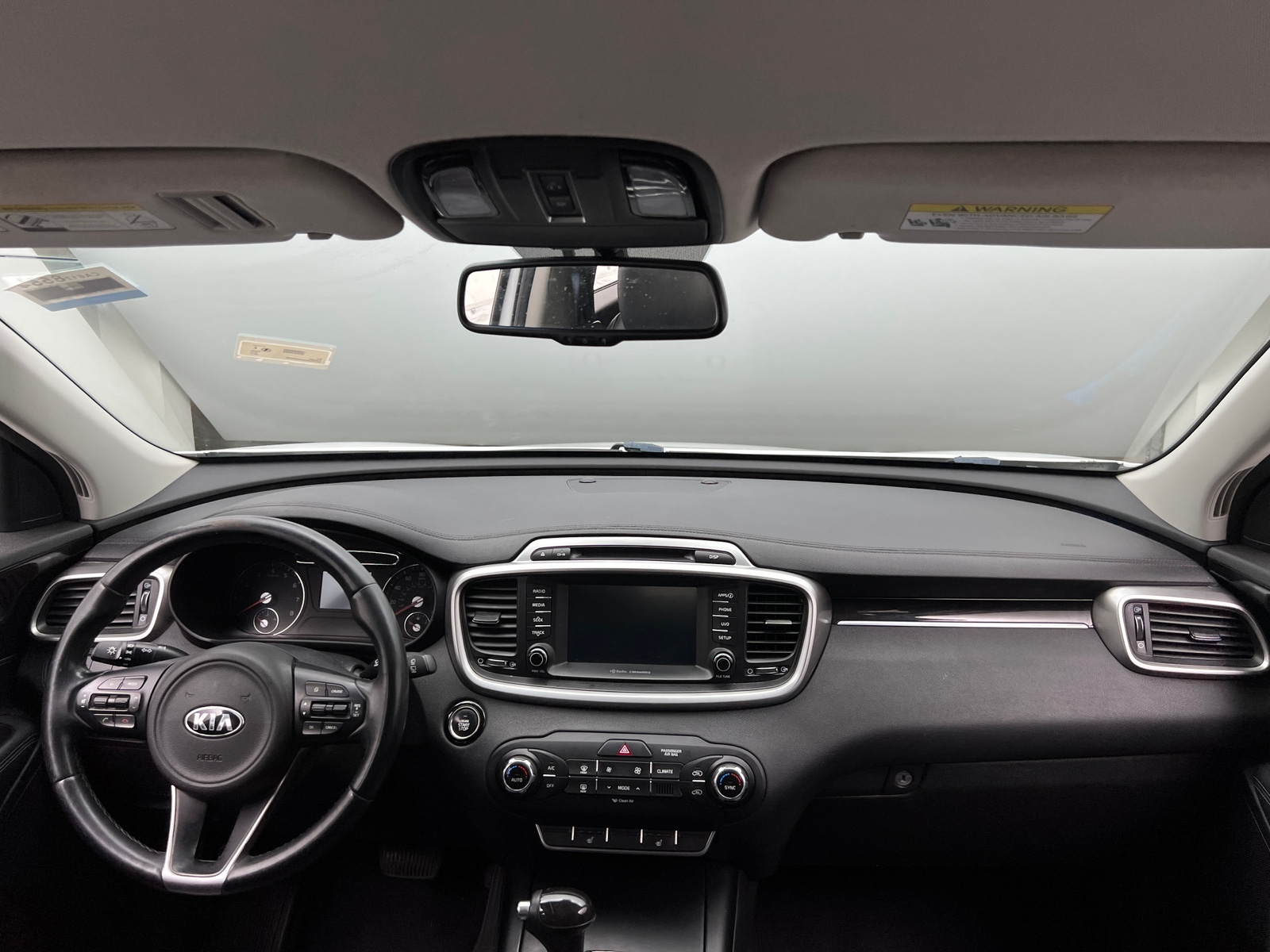 Thumbnail: 2017 Kia Sorento - 2