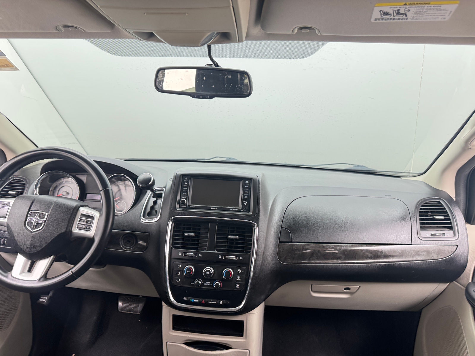 Thumbnail: 2017 Dodge Grand Caravan - 3
