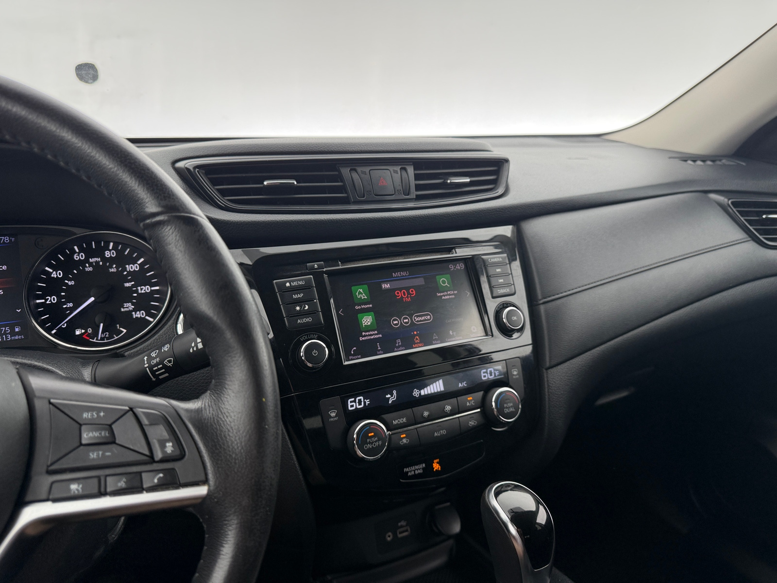 Thumbnail: 2018 Nissan Rogue - 4