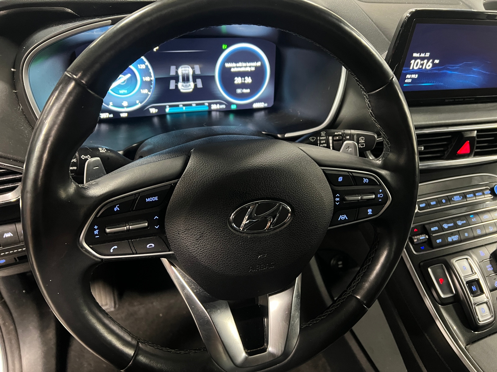 Thumbnail: 2023 Hyundai Santa Fe - 4