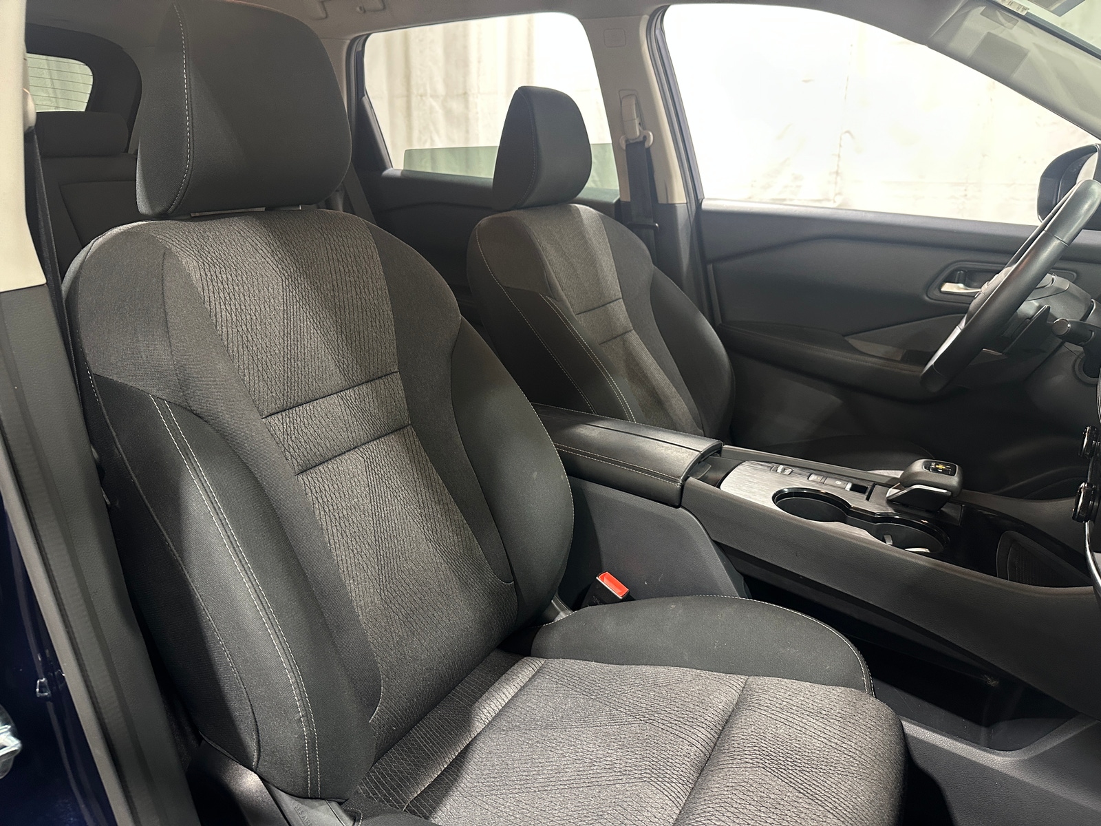 Thumbnail: 2025 Nissan Rogue - 2