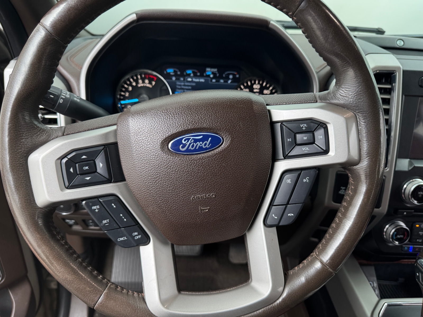 Thumbnail: 2018 Ford Econoline - 4