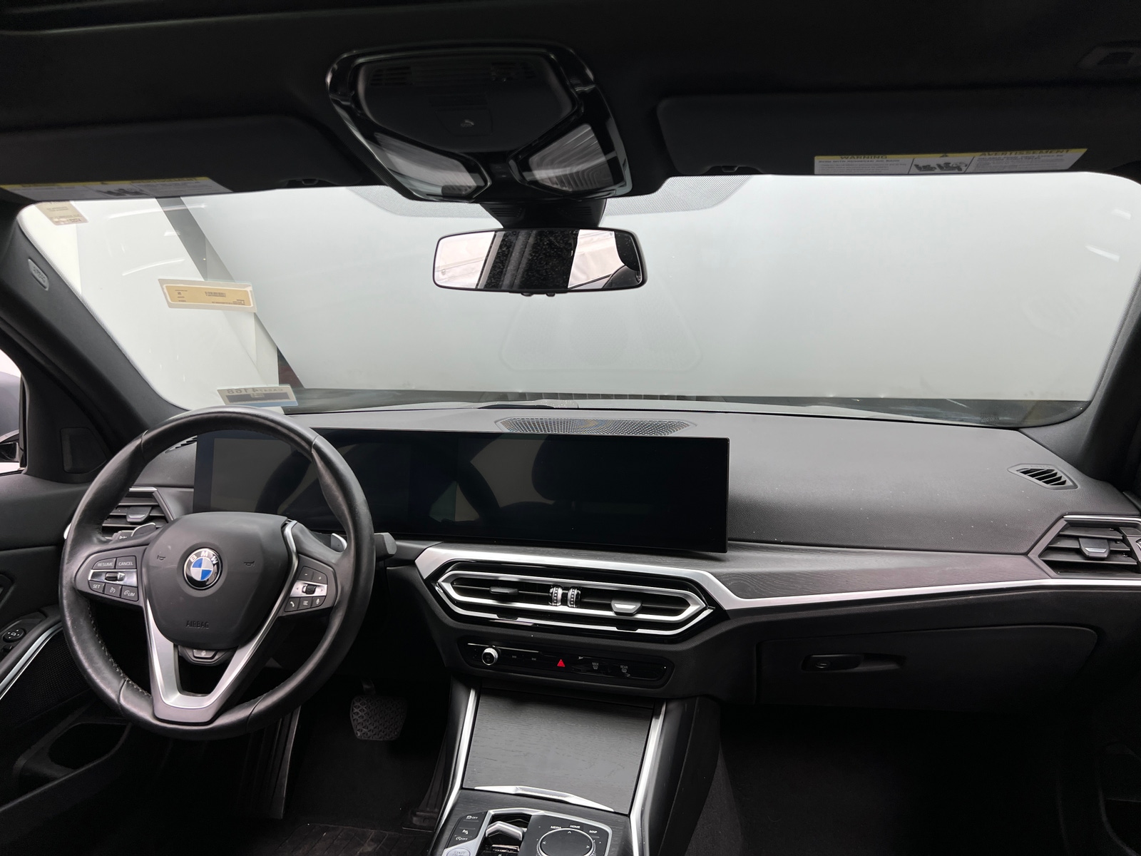 Thumbnail: 2023 BMW 3 Series - 2