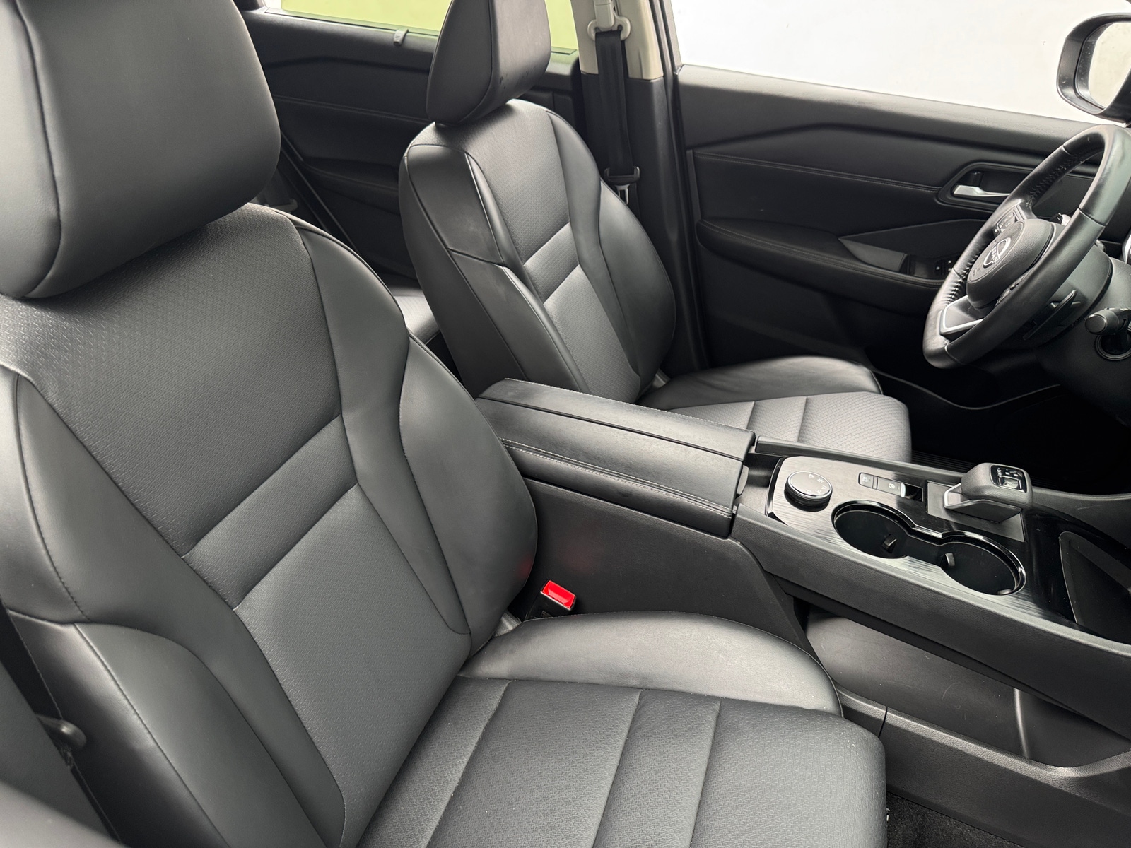 Thumbnail: 2024 Nissan Rogue - 2