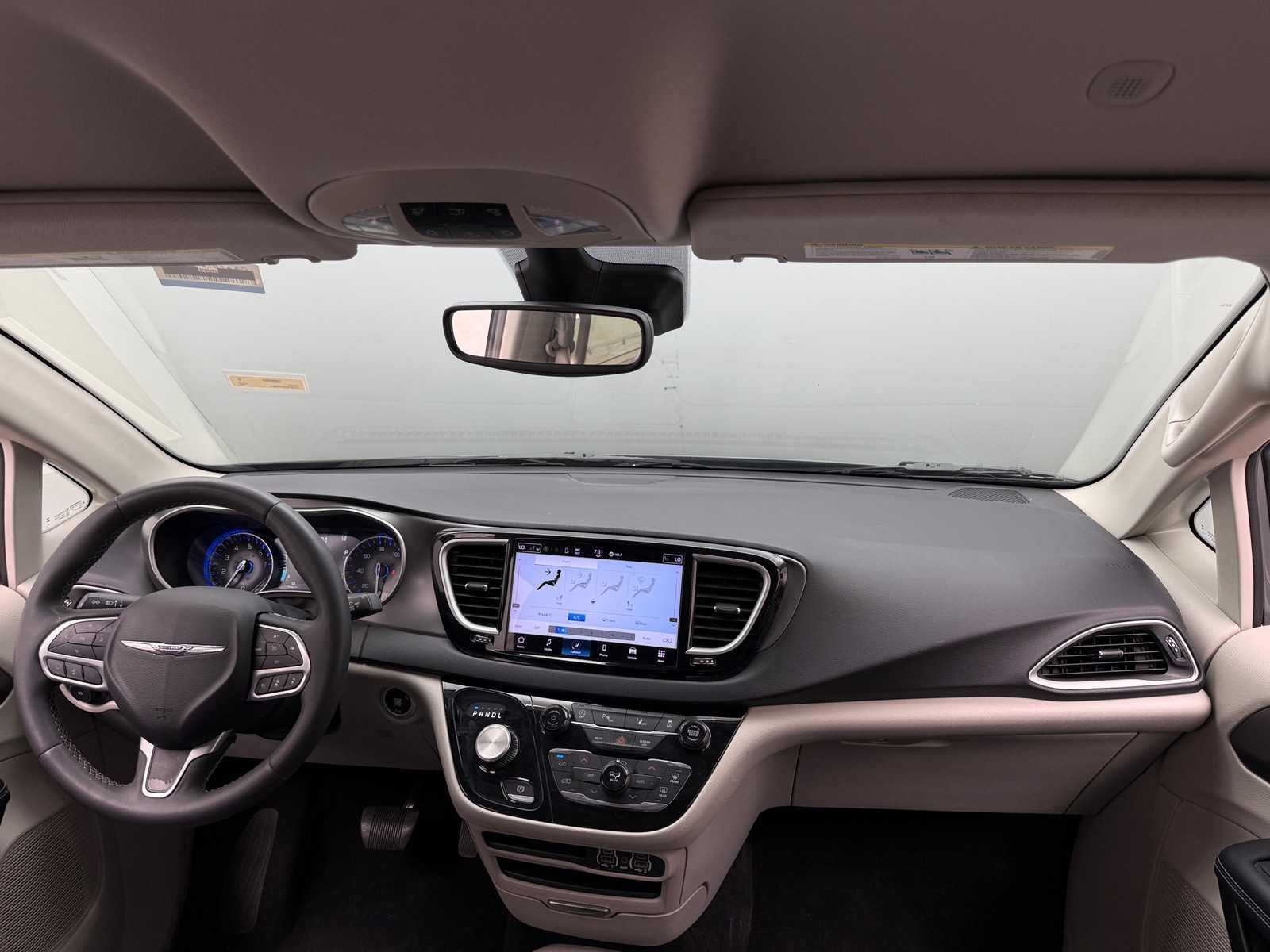 Thumbnail: 2023 Chrysler Pacifica - 2