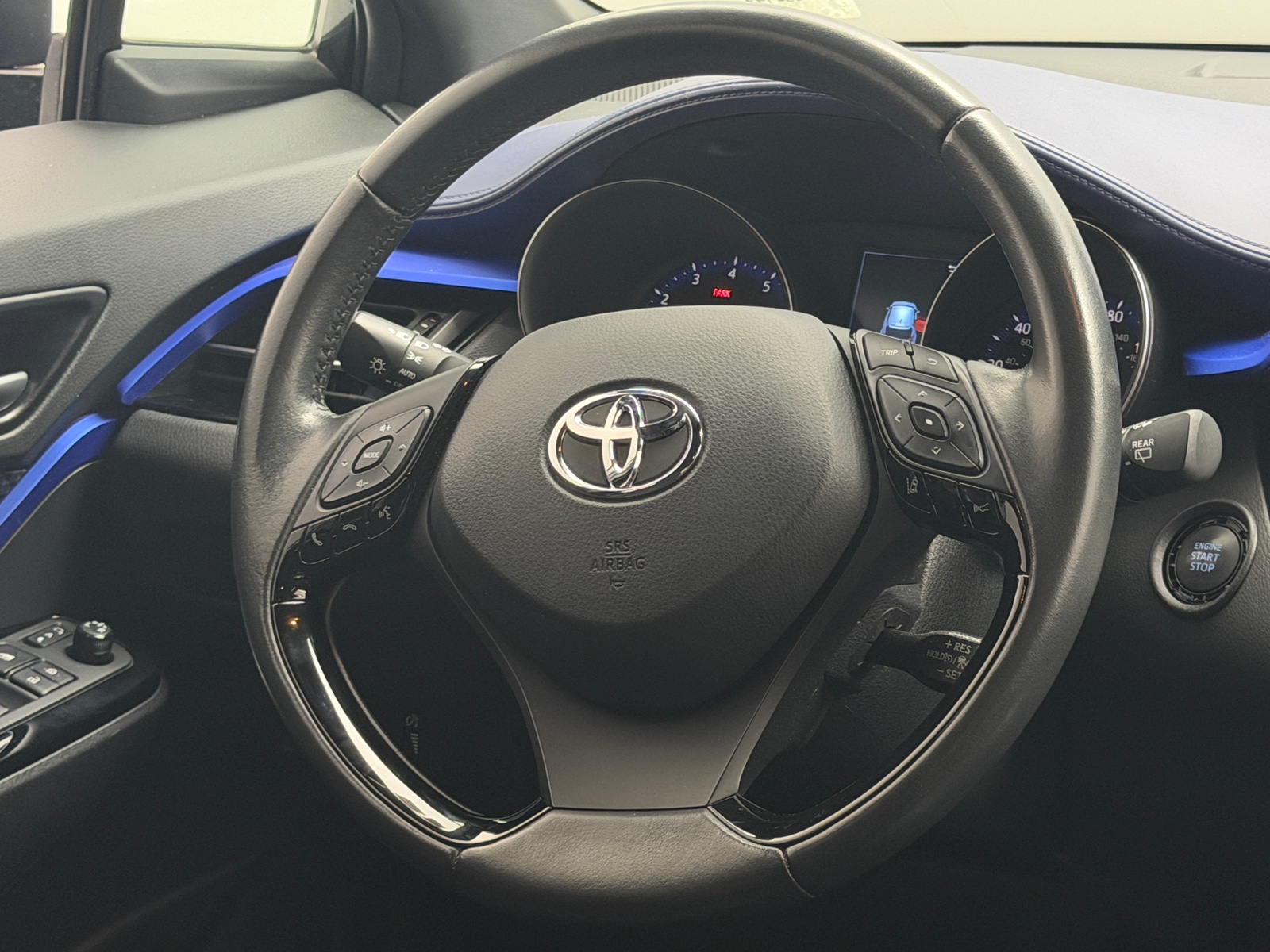 Thumbnail: 2021 Toyota C-HR - 5