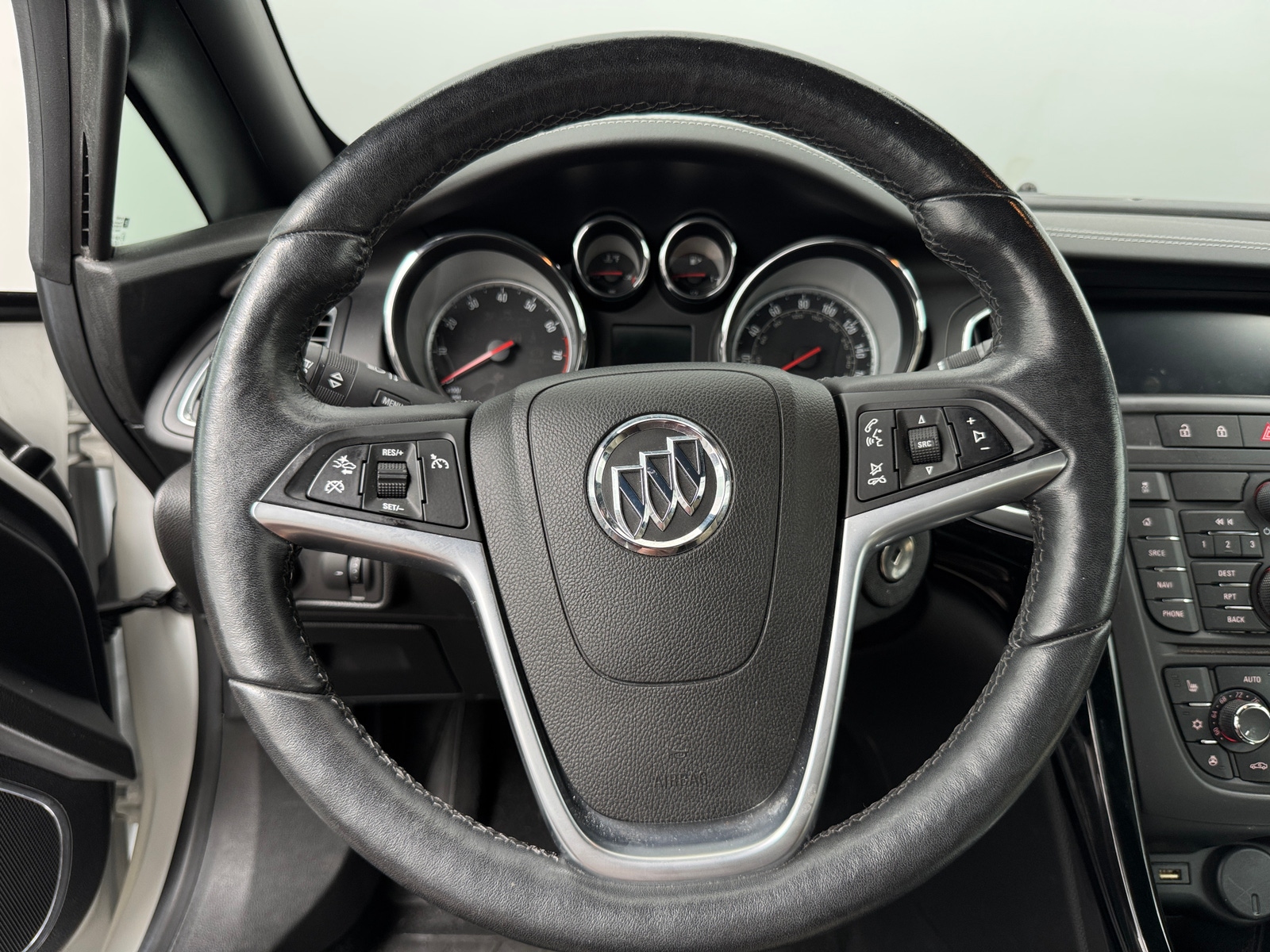 Thumbnail: 2016 Buick Cascada - 4