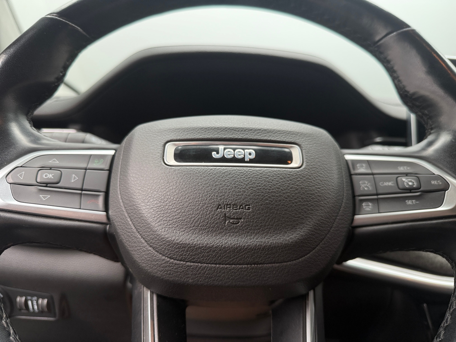 Thumbnail: 2022 Jeep Compass - 4