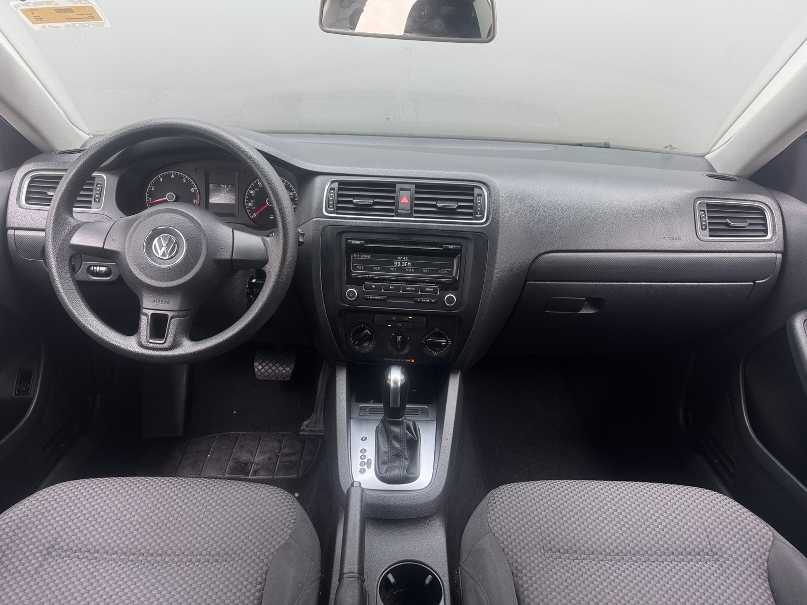 Thumbnail: 2014 Volkswagen Jetta - 3