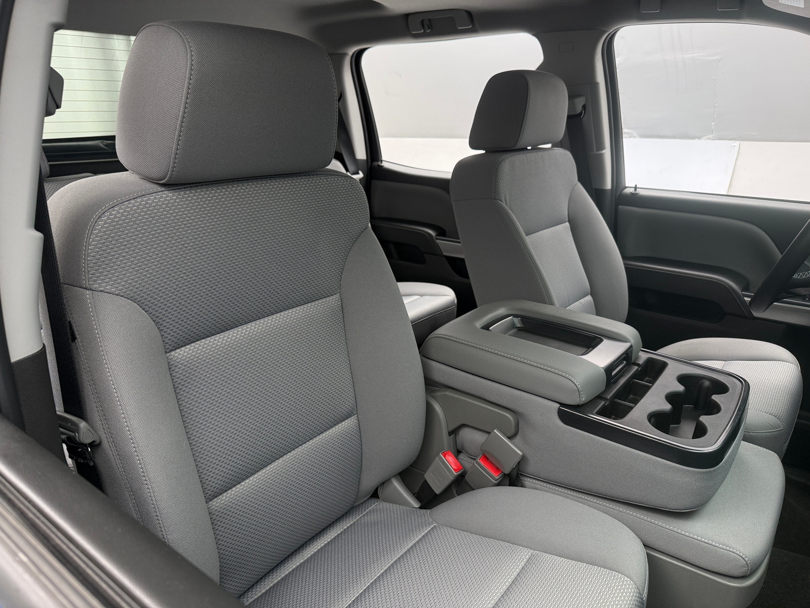 Thumbnail: 2018 Chevrolet Silverado 1500 - 2