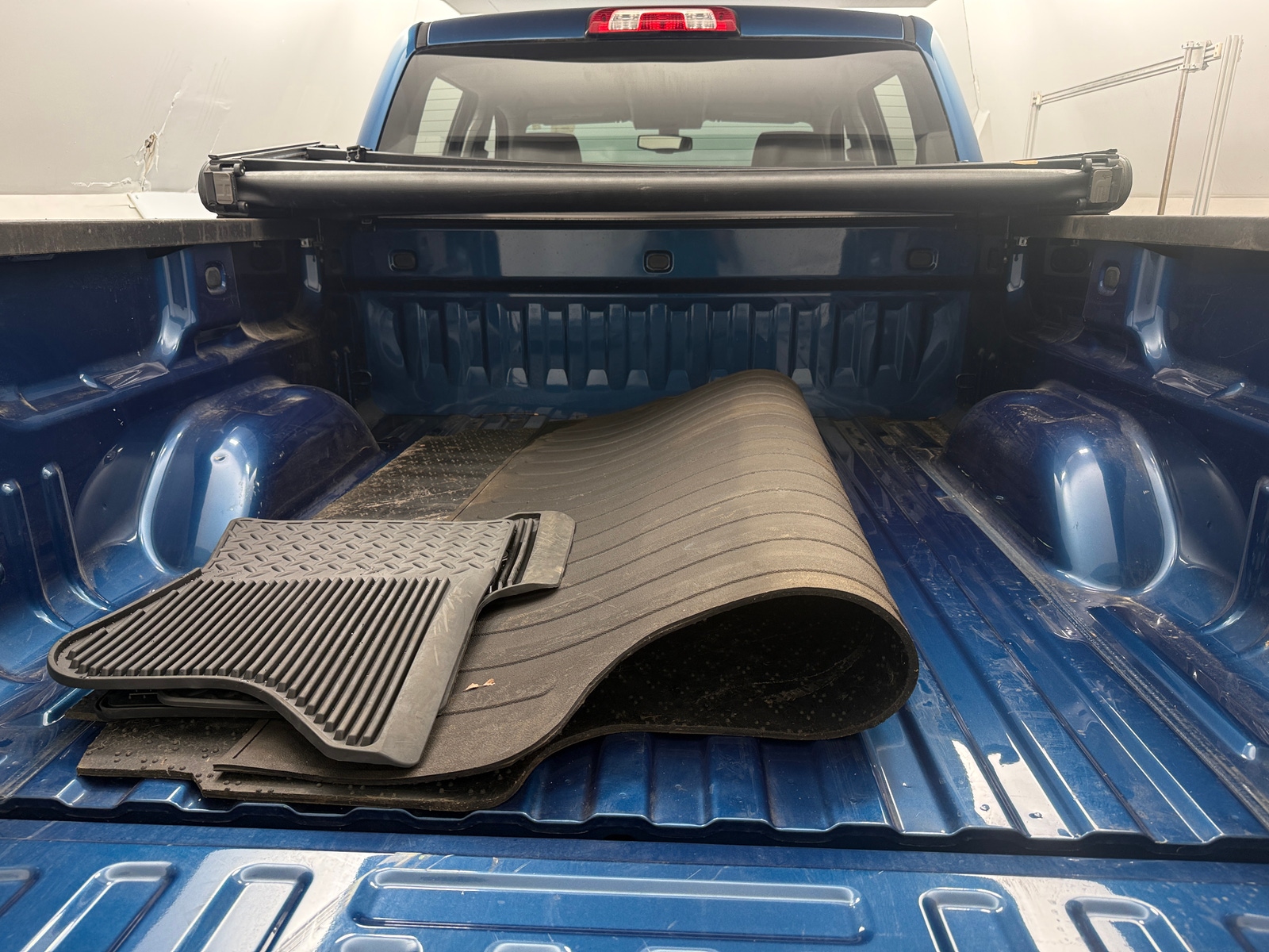 Thumbnail: 2018 Chevrolet Silverado 1500 - 7