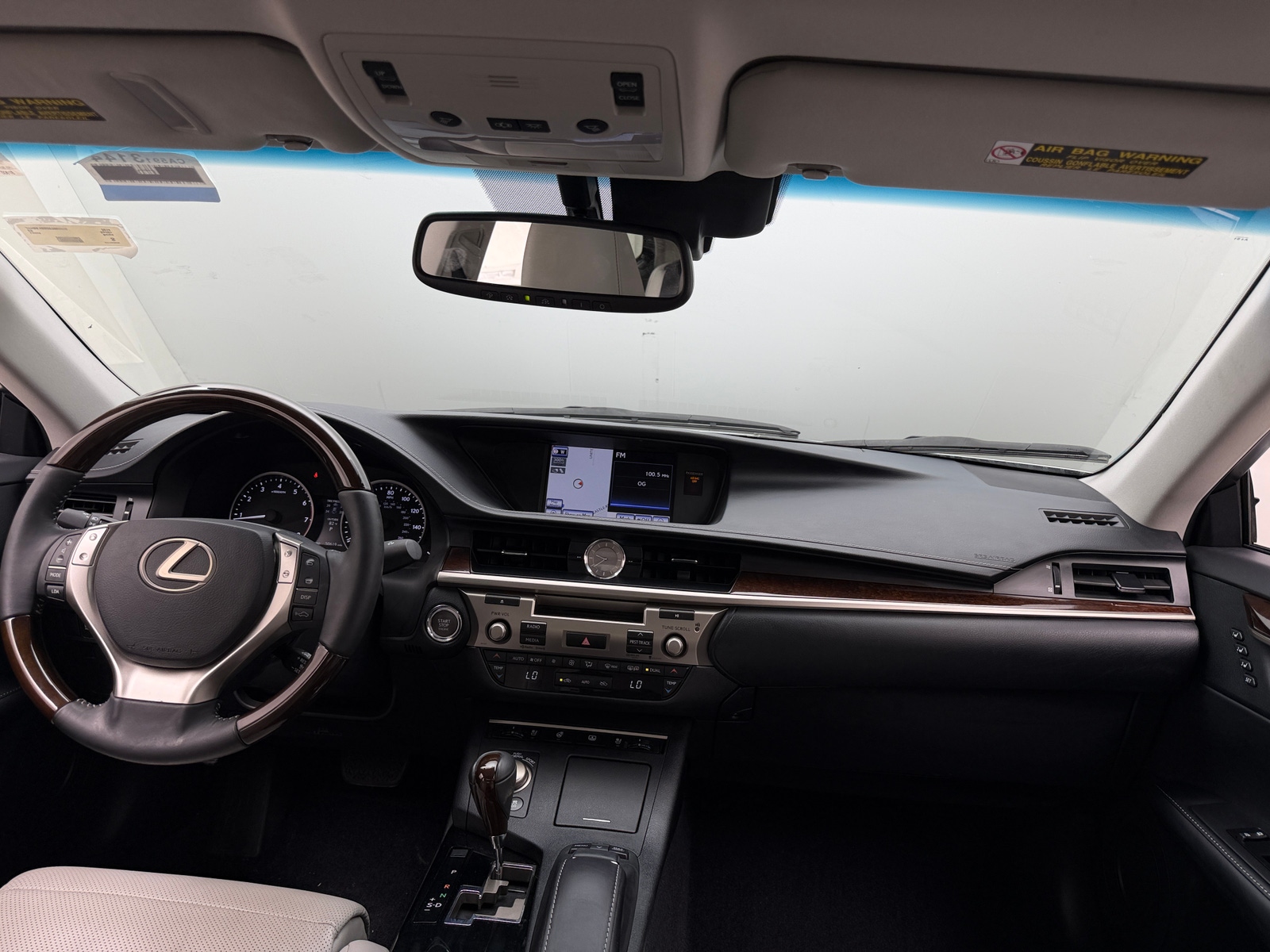 Thumbnail: 2014 Lexus ES - 2