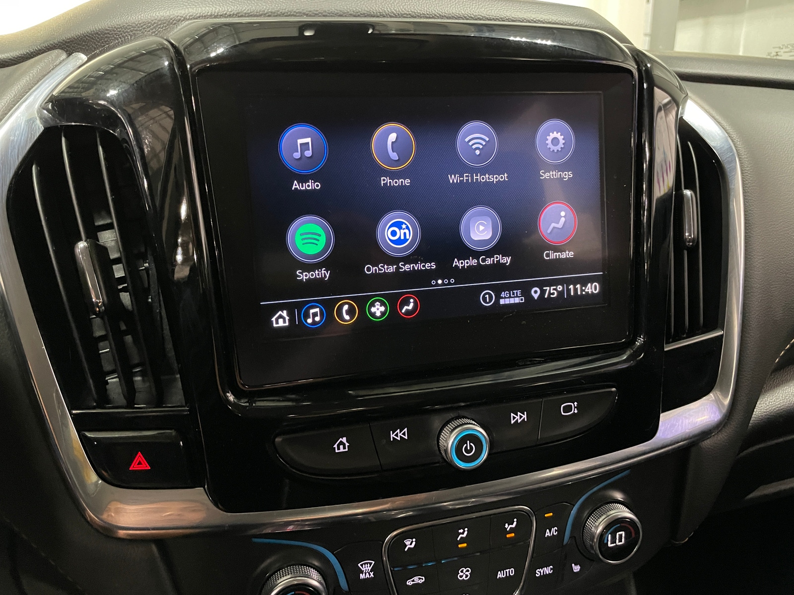 Thumbnail: 2021 Chevrolet Traverse - 3