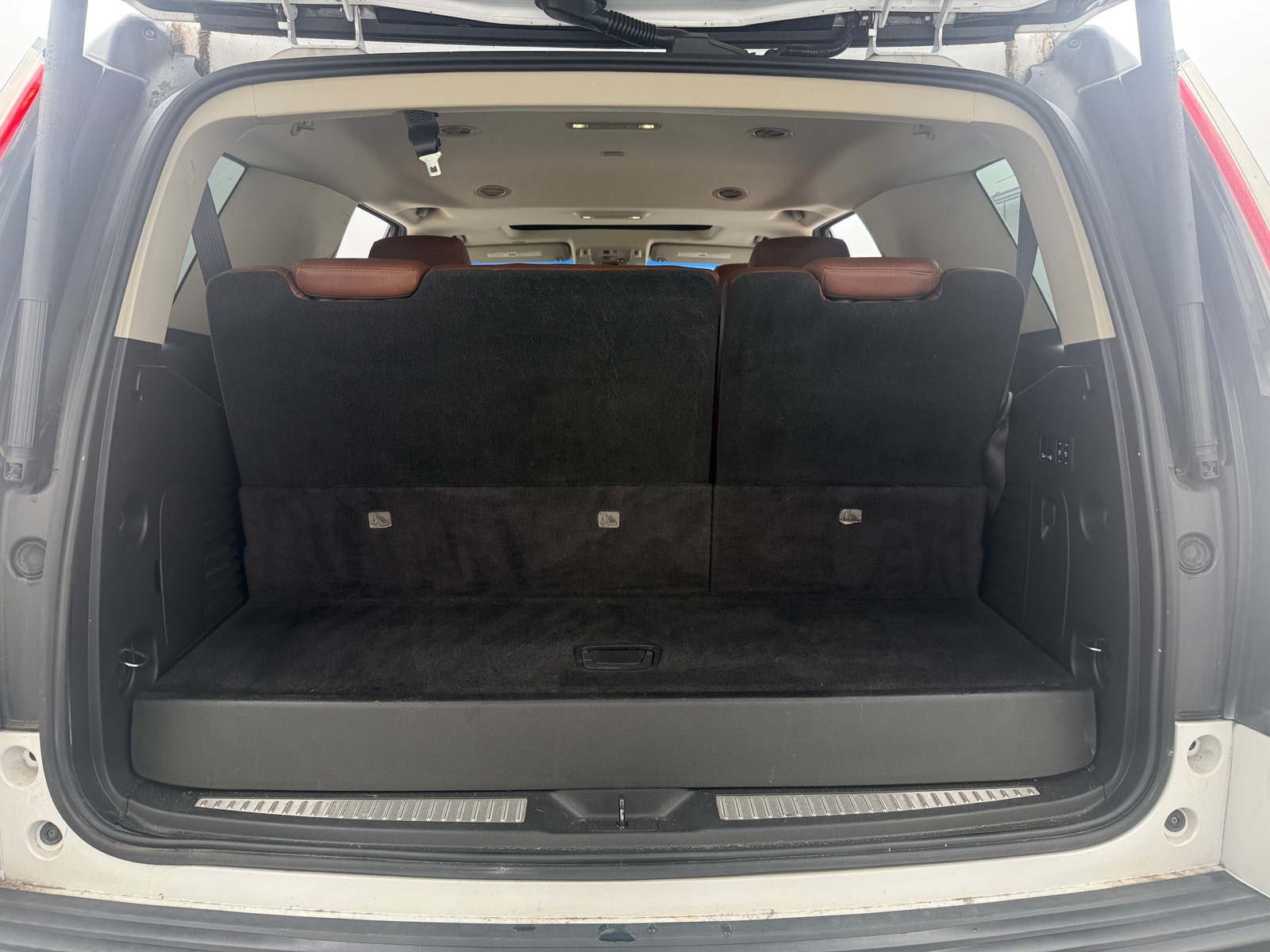 Thumbnail: 2016 Cadillac Escalade - 6