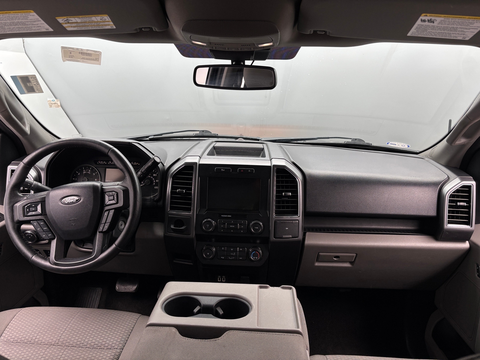Thumbnail: 2019 Ford Econoline - 3