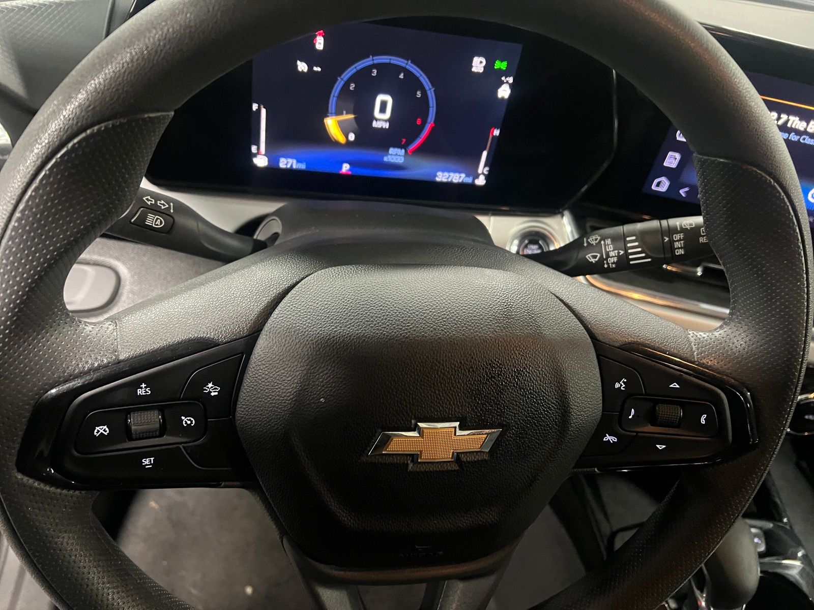 Thumbnail: 2025 Chevrolet Trax - 5