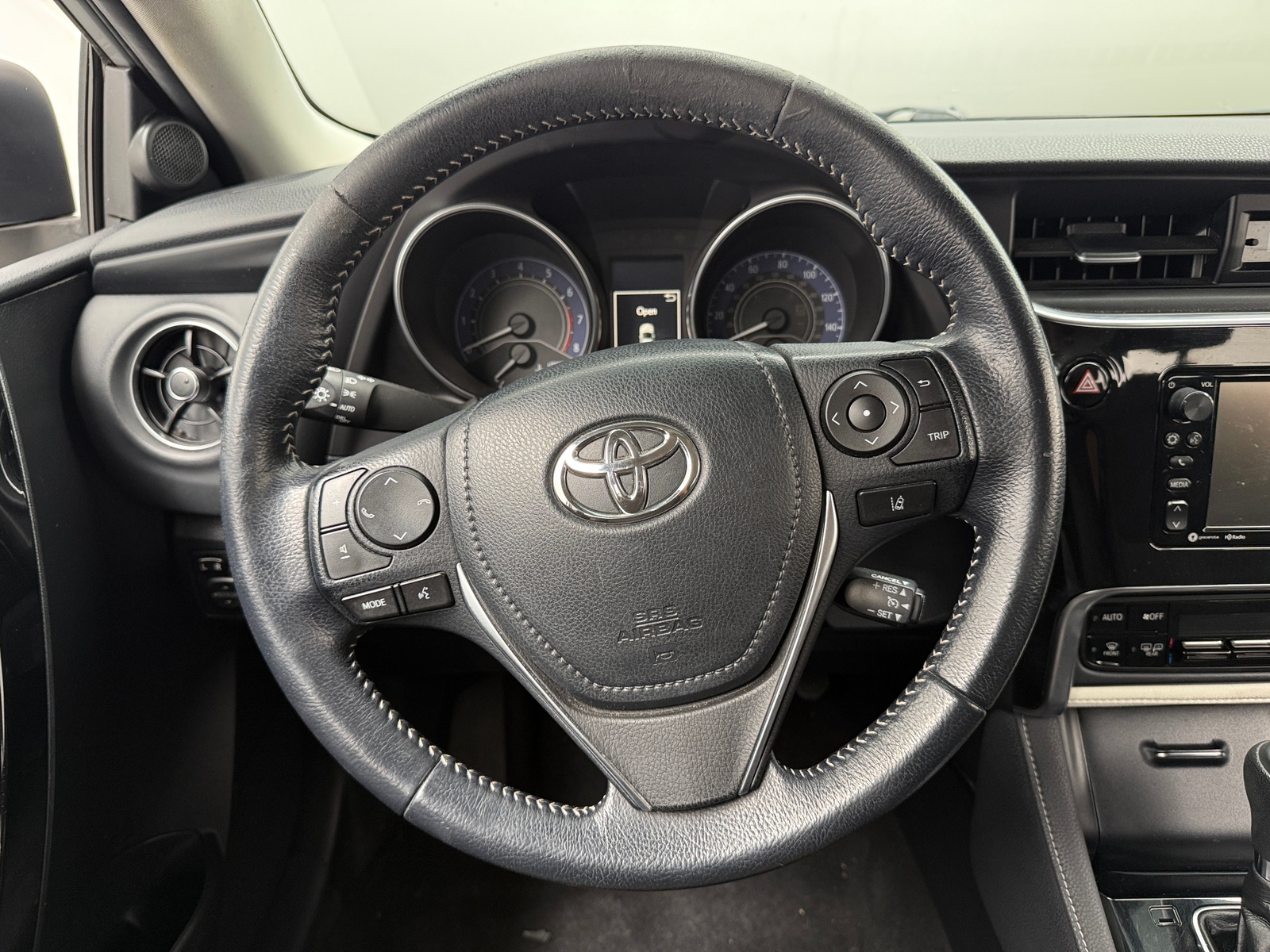 Thumbnail: 2018 Toyota Corolla iM - 5