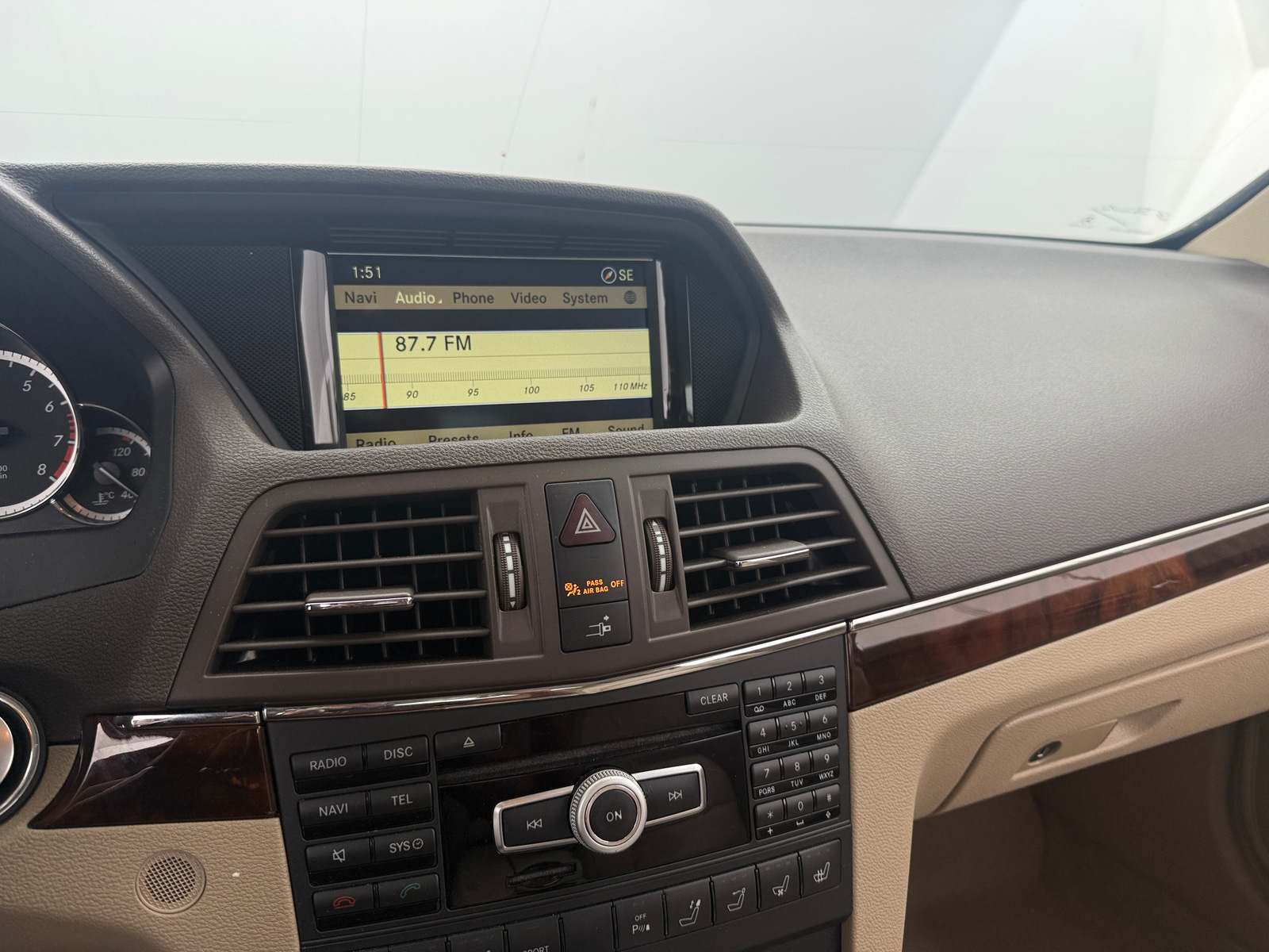 Thumbnail: 2012 Mercedes-Benz E-Class - 3