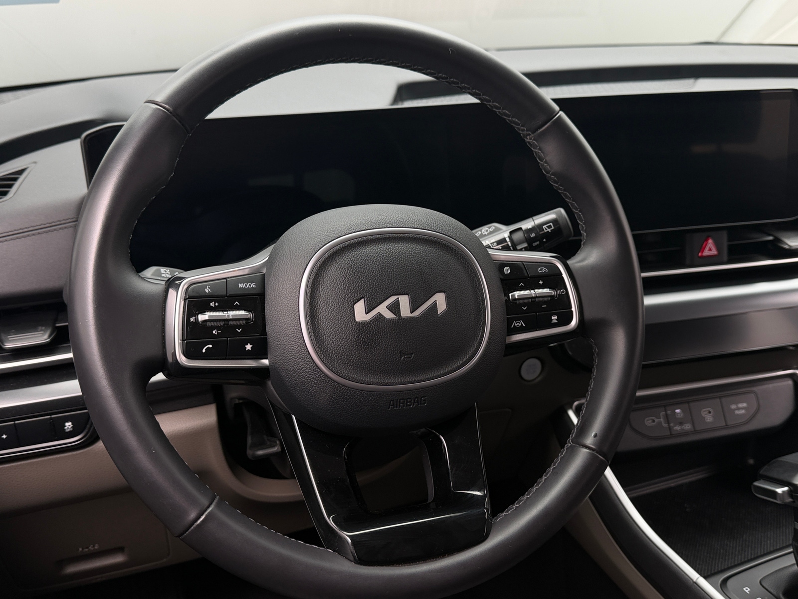 Thumbnail: 2026 Kia Carnival - 4