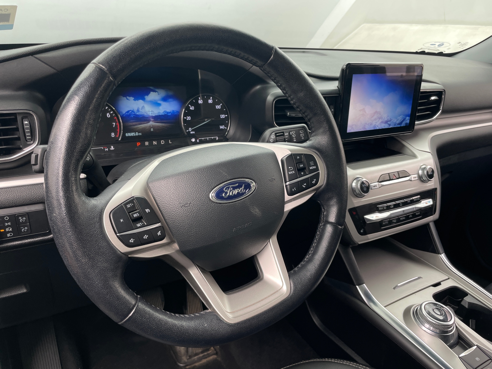Thumbnail: 2022 Ford Explorer - 4