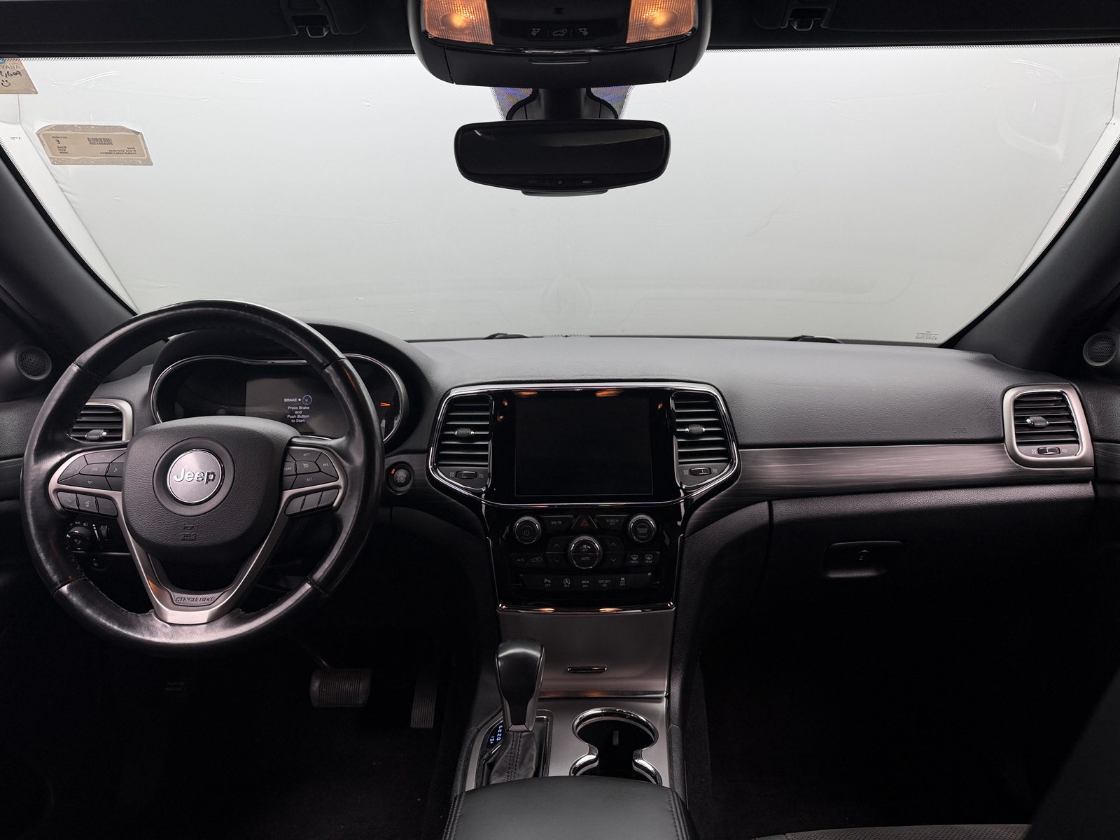 Thumbnail: 2020 Jeep Grand Cherokee - 3