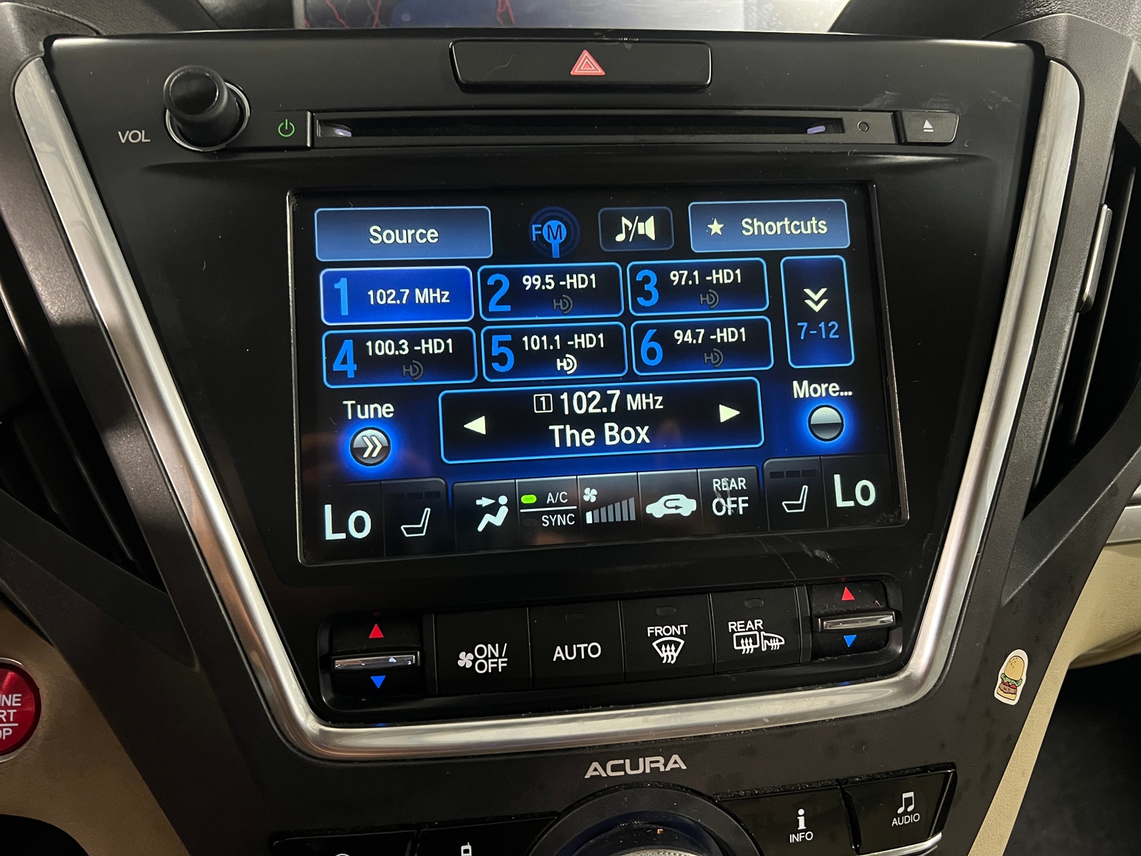 Thumbnail: 2017 Acura MDX - 3