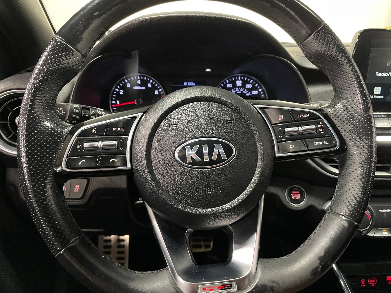 Thumbnail: 2021 Kia Forte - 5
