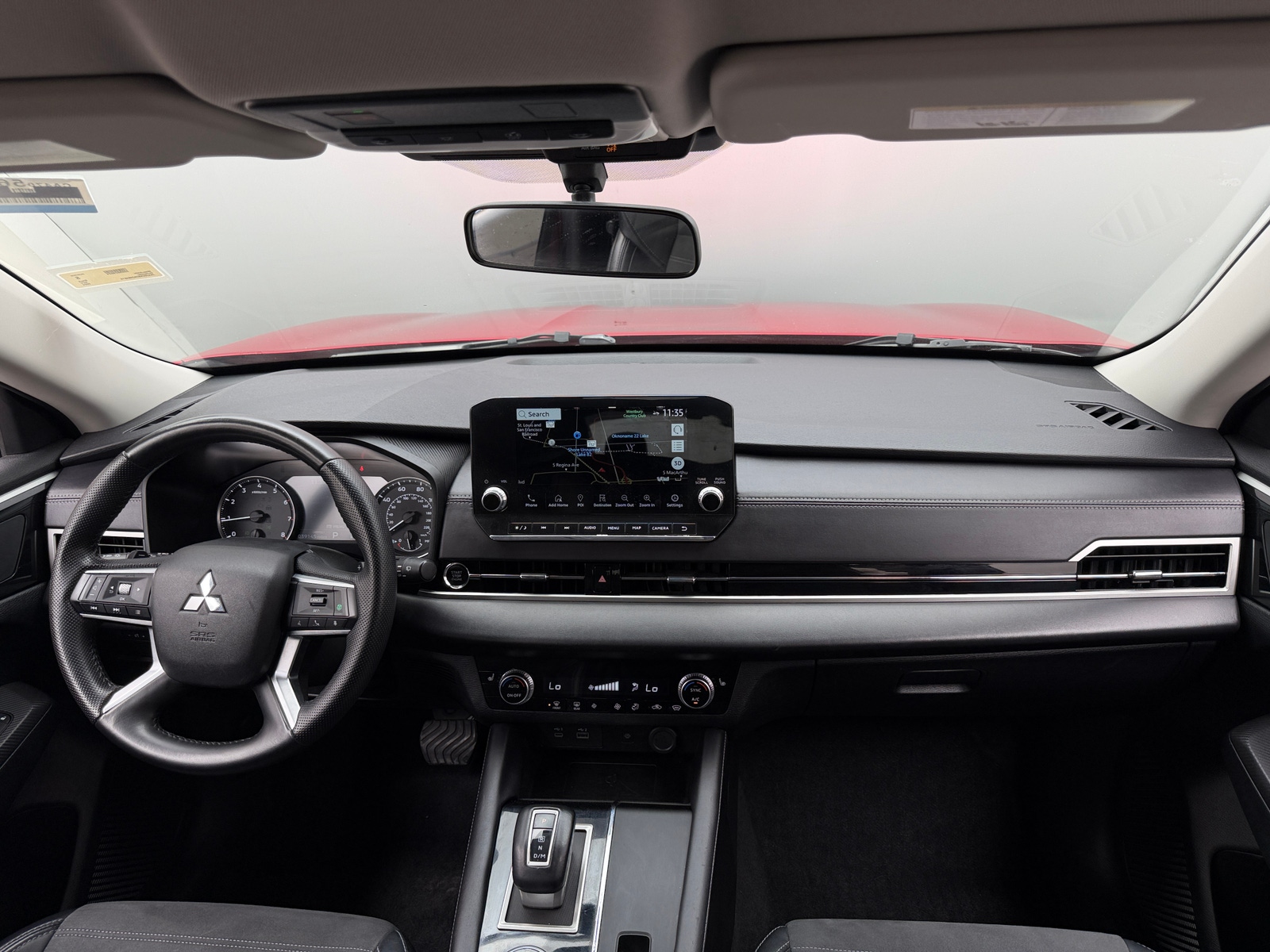 Thumbnail: 2024 Mitsubishi Outlander - 2