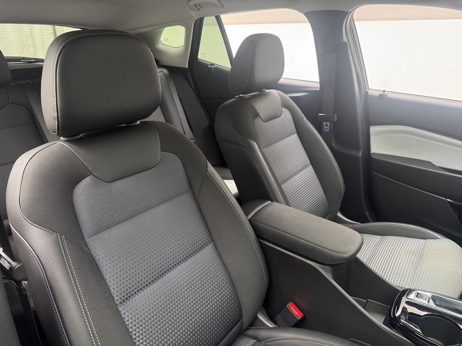 Thumbnail: 2025 Chevrolet Trax - 2