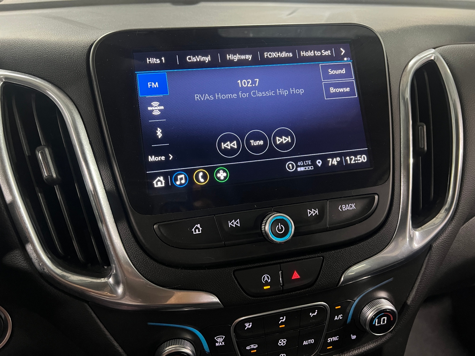 Thumbnail: 2023 Chevrolet Equinox - 4