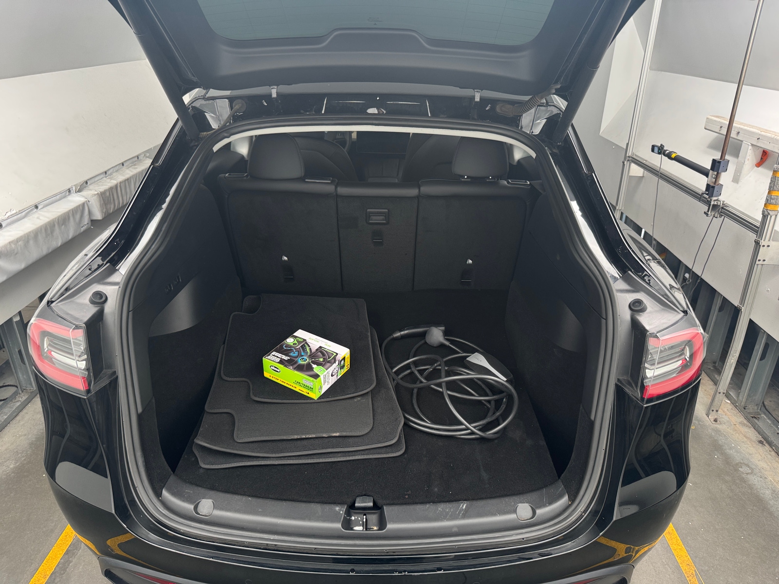 Thumbnail: 2022 Tesla Model Y - 6