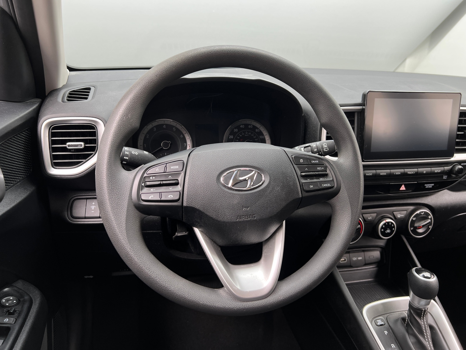Thumbnail: 2022 Hyundai Venue - 5