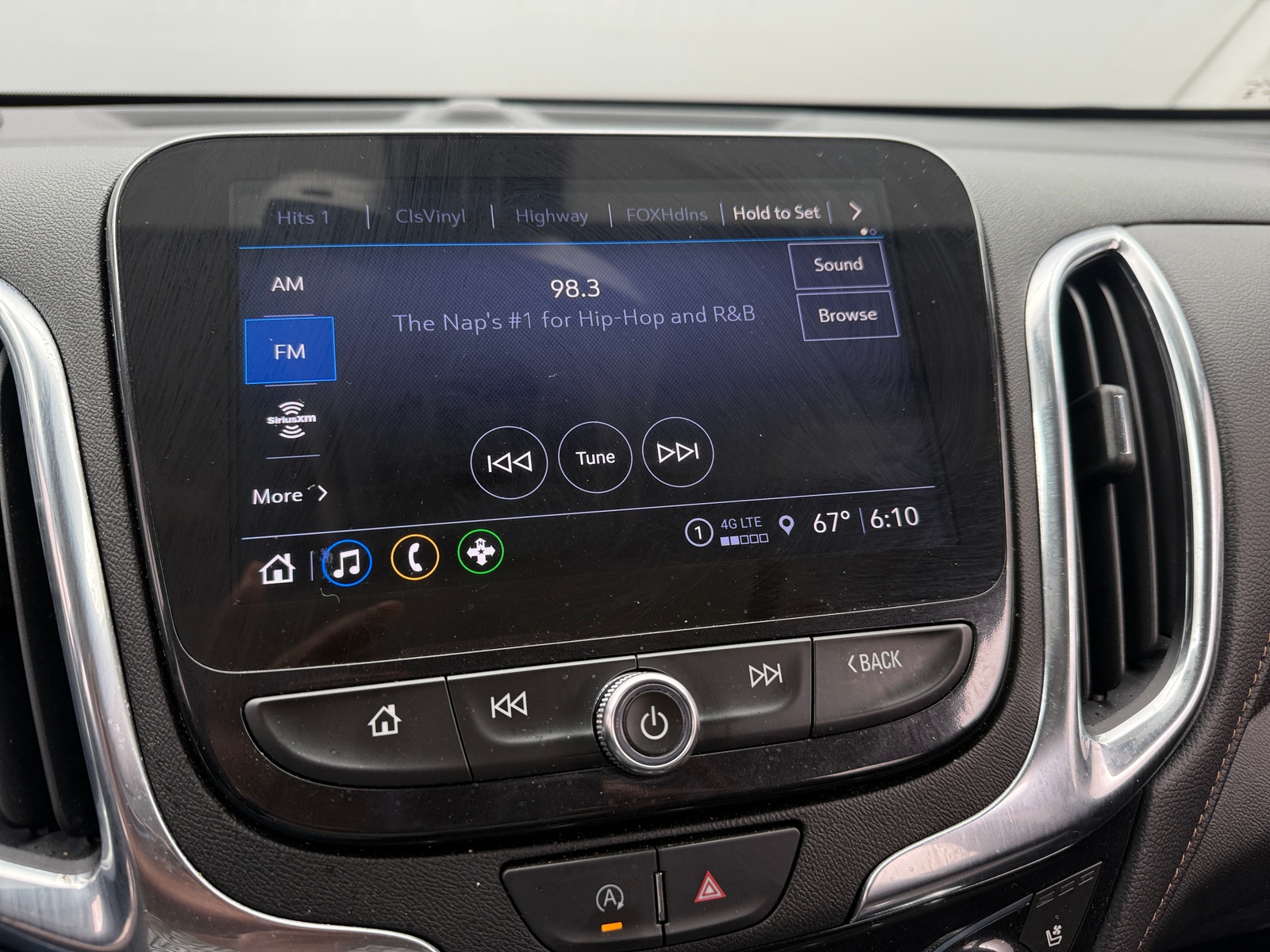 Thumbnail: 2024 Chevrolet Equinox - 3