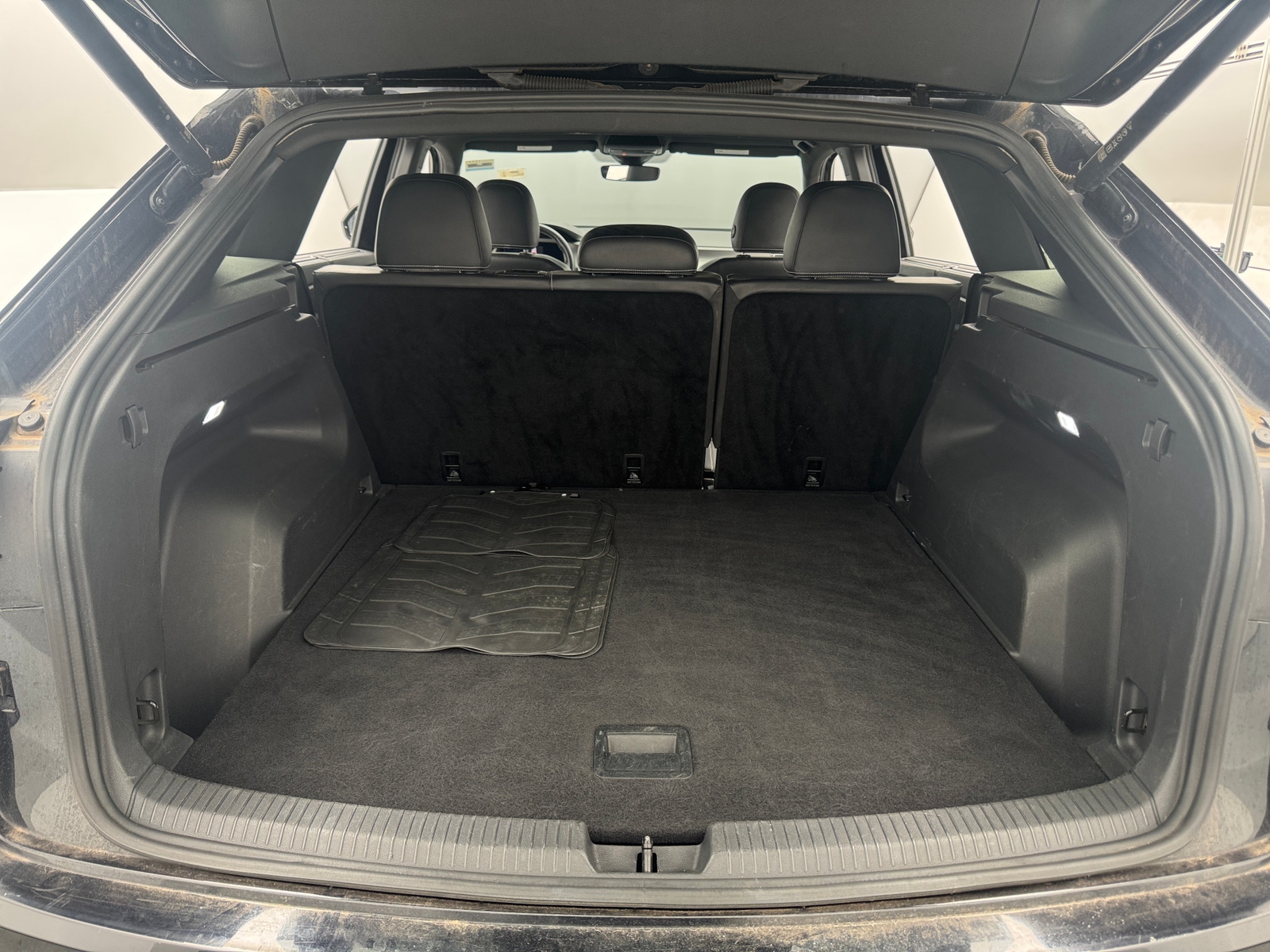 Thumbnail: 2024 Volkswagen Atlas - 7