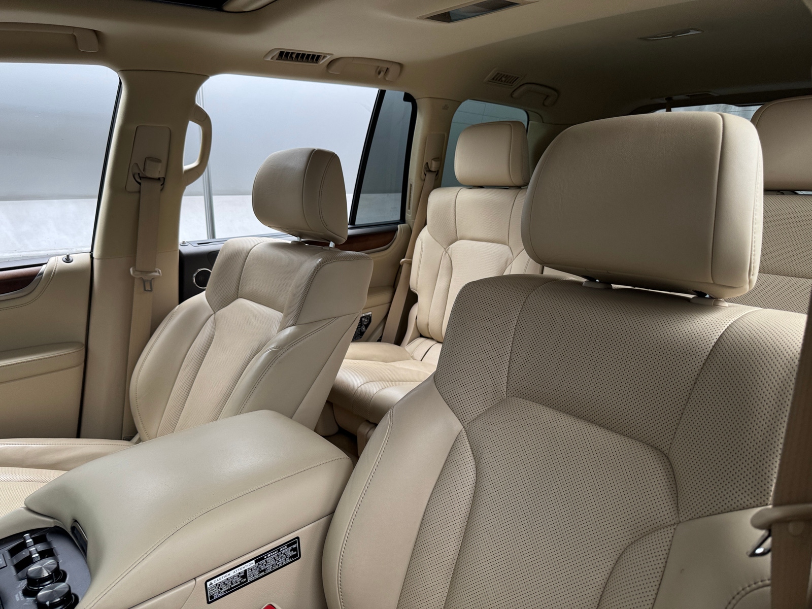 Thumbnail: 2019 Lexus LX - 2